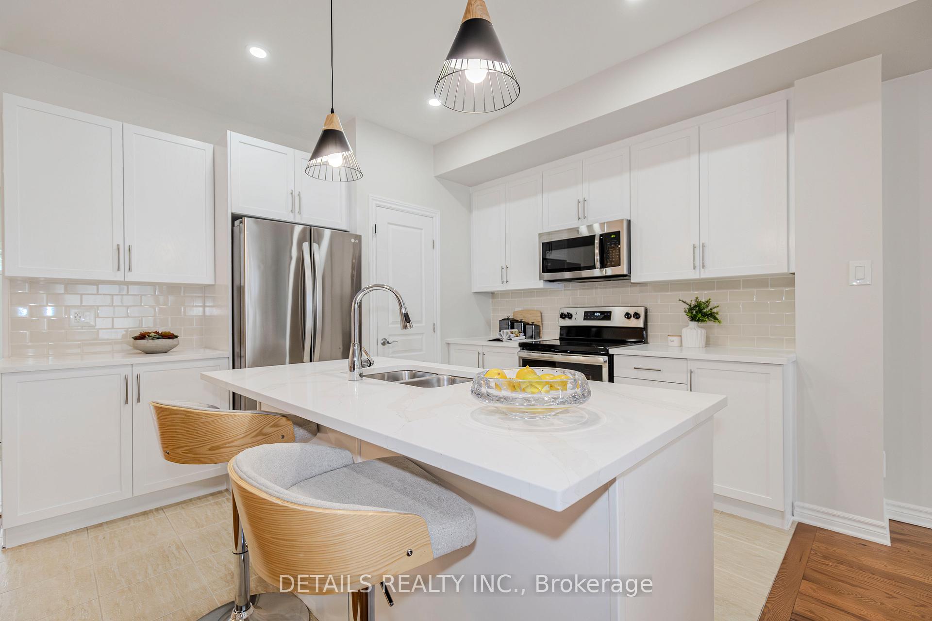Photo 9 of 265 Tim Sheehan Place, Ottawa, Kanata - Emerald Meadows/Trailwest — HOMEH