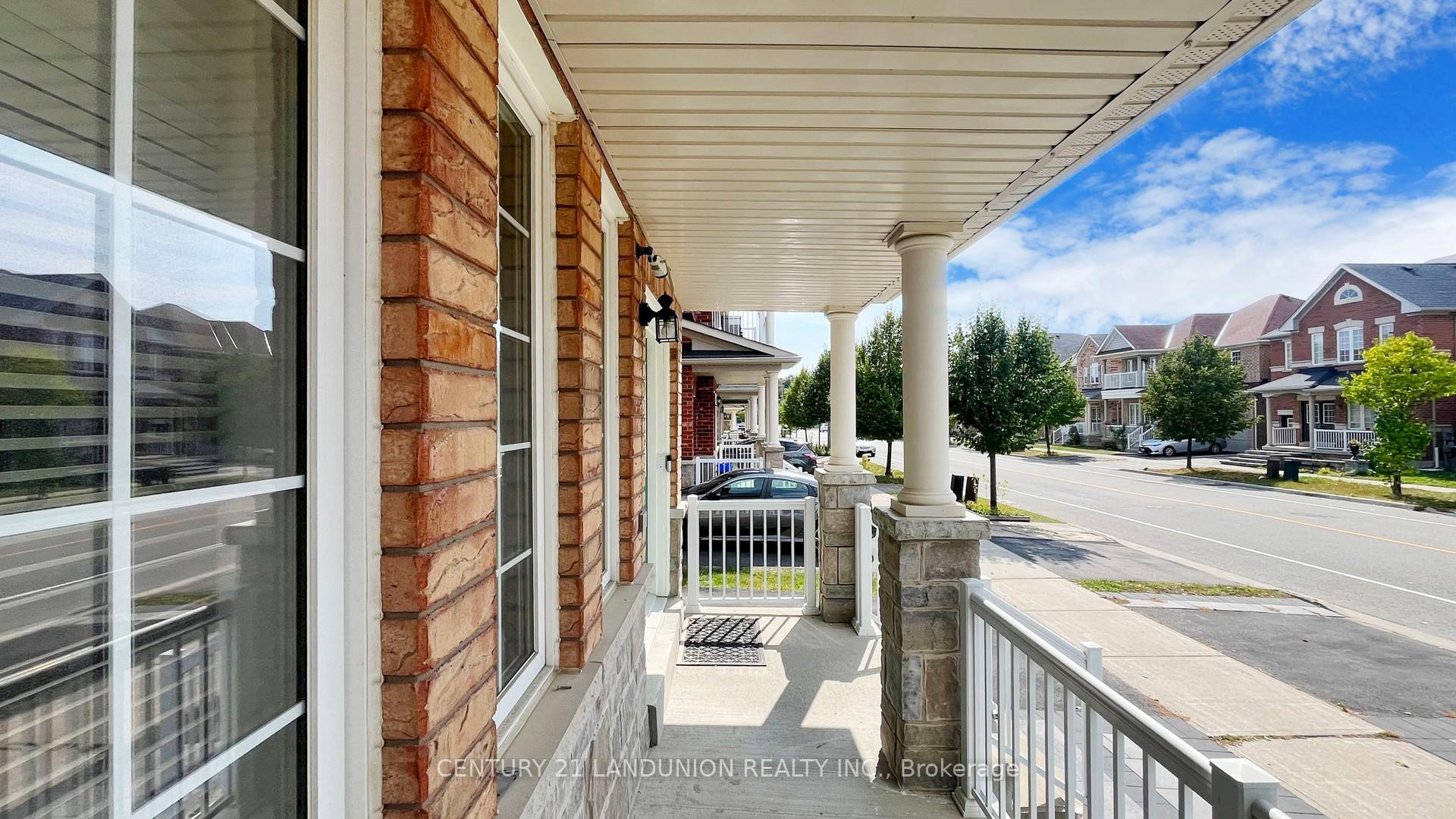 Photo 2 of 29 Greenspire Avenue, Markham, Wismer — HOMEH