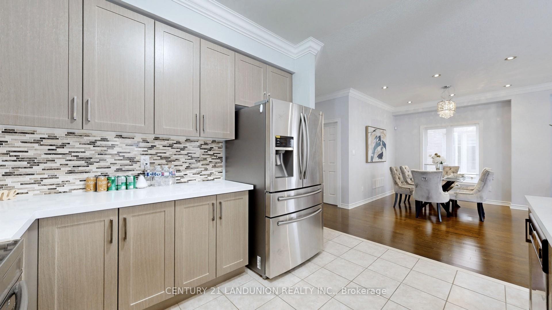 Photo 12 of 29 Greenspire Avenue, Markham, Wismer — HOMEH