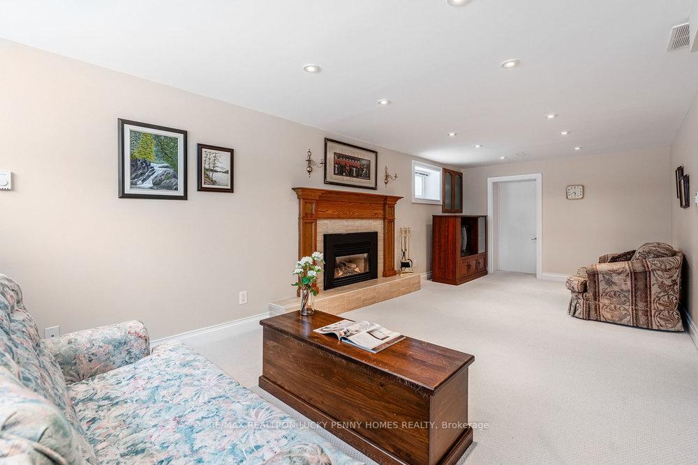Photo 27 of 20 Bakerdale Road, Markham, Bullock — HOMEH