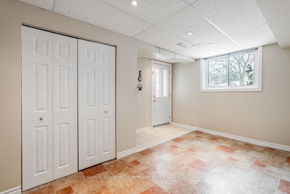 Photo 32 of 20 Bakerdale Road, Markham, Bullock — HOMEH