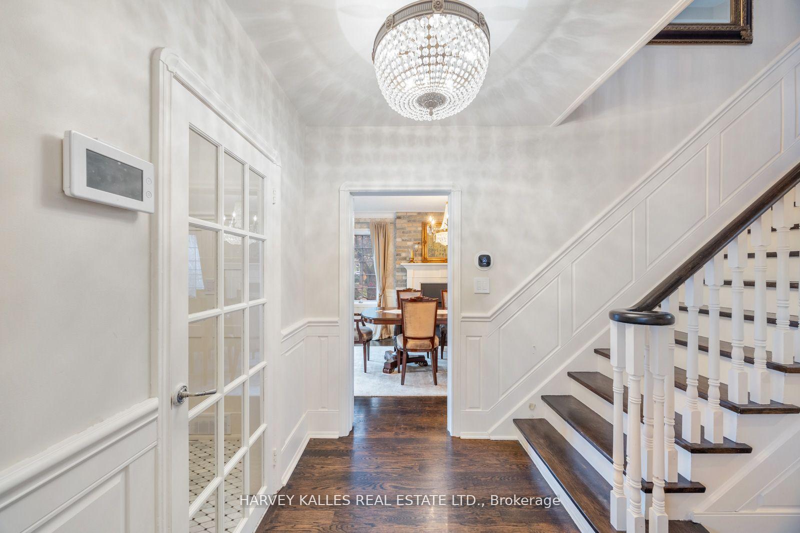 Photo 5 of 57 Ridge Hill Drive, Toronto, Forest Hill North — HOMEH