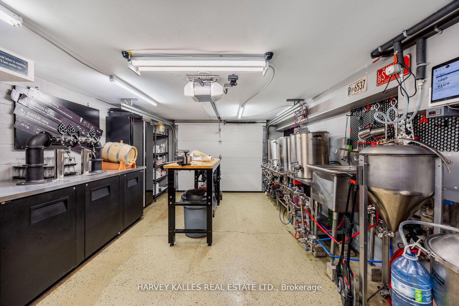 Photo 32 of 57 Ridge Hill Drive, Toronto, Forest Hill North — HOMEH