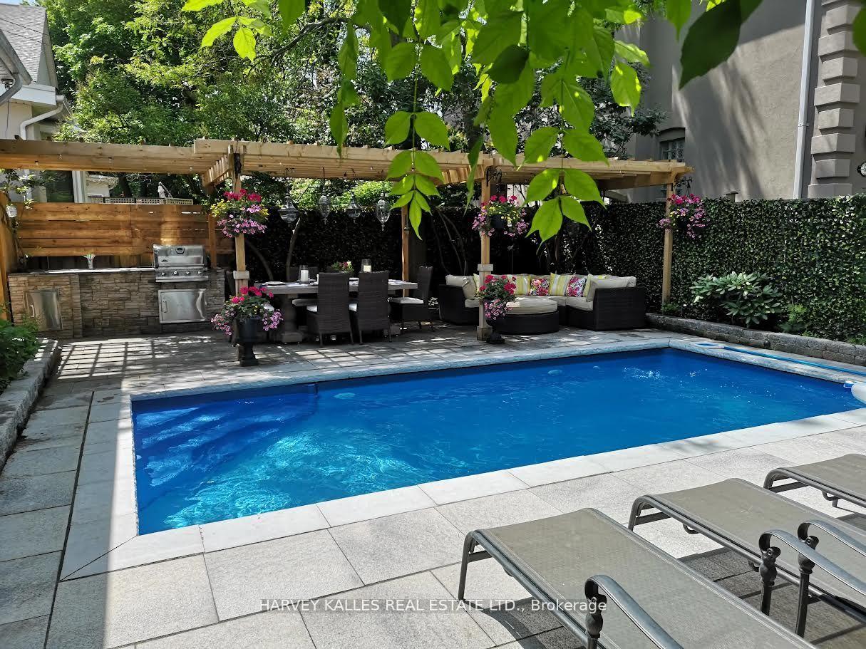 Photo 38 of 57 Ridge Hill Drive, Toronto, Forest Hill North — HOMEH