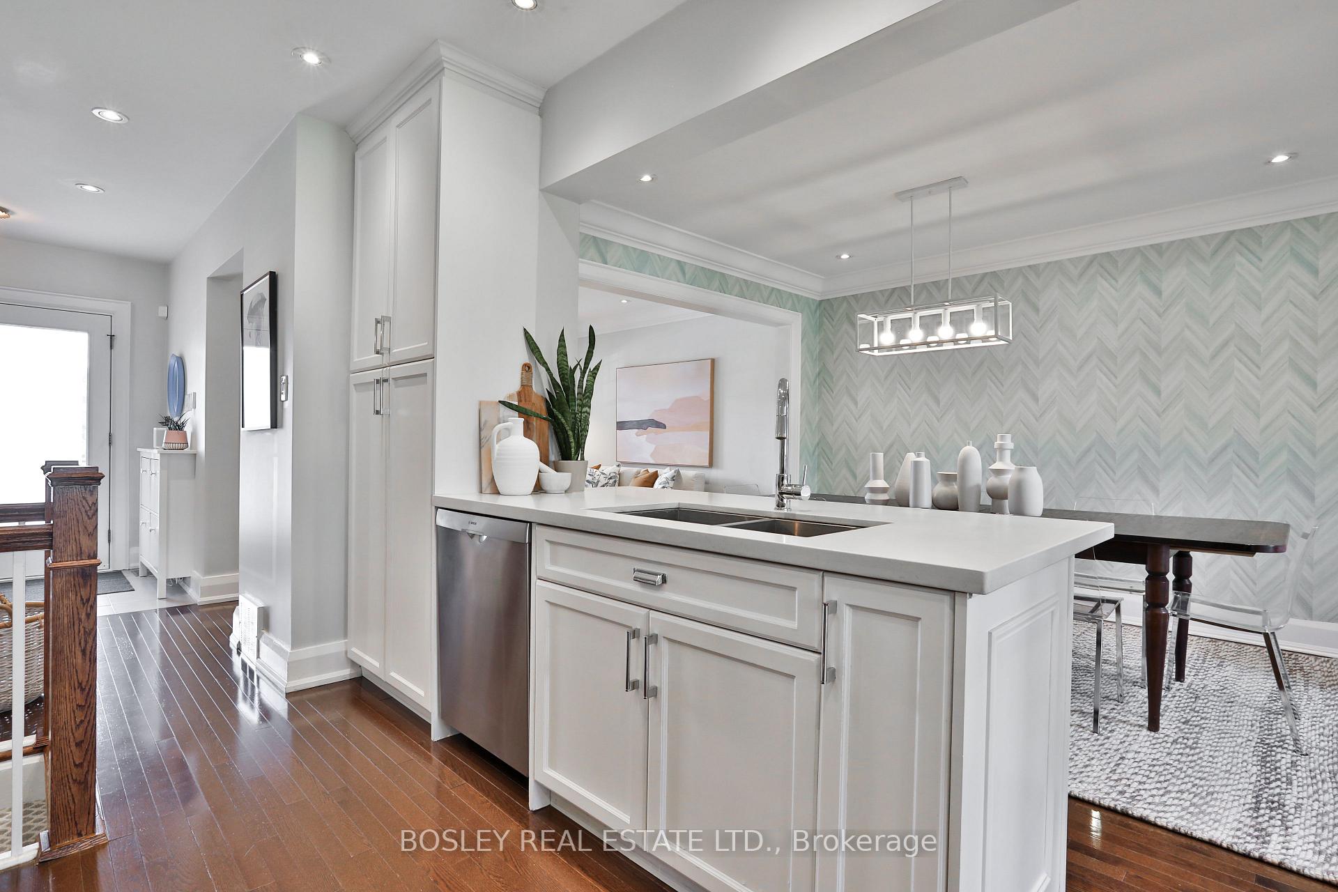 Photo 40 of 516 Millwood Road, Toronto, Mount Pleasant East — HOMEH