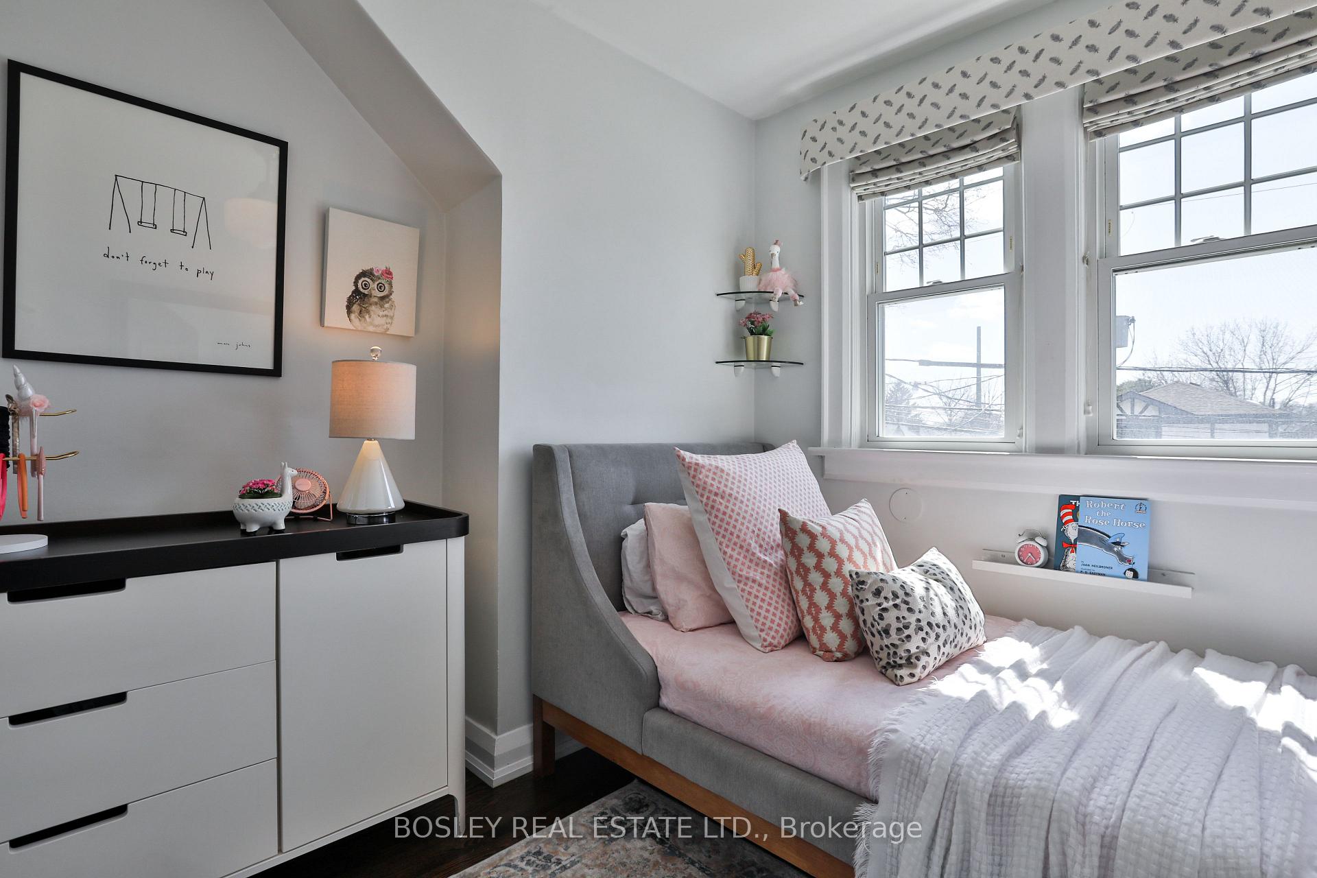 Photo 23 of 516 Millwood Road, Toronto, Mount Pleasant East — HOMEH