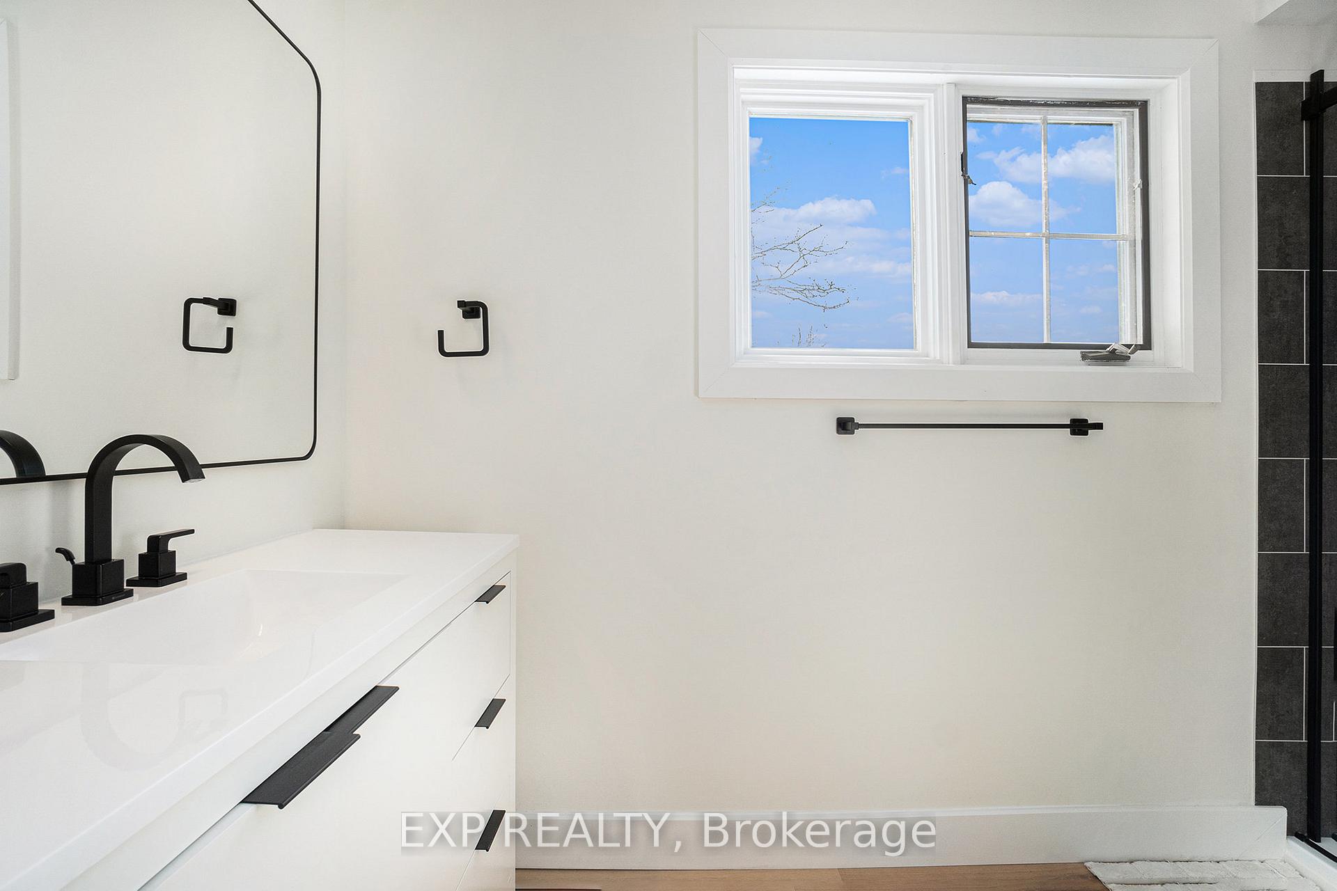 Photo 25 of 16 Weybridge Drive, Ottawa, Barrhaven - Cedargrove/Fraserdale — HOMEH
