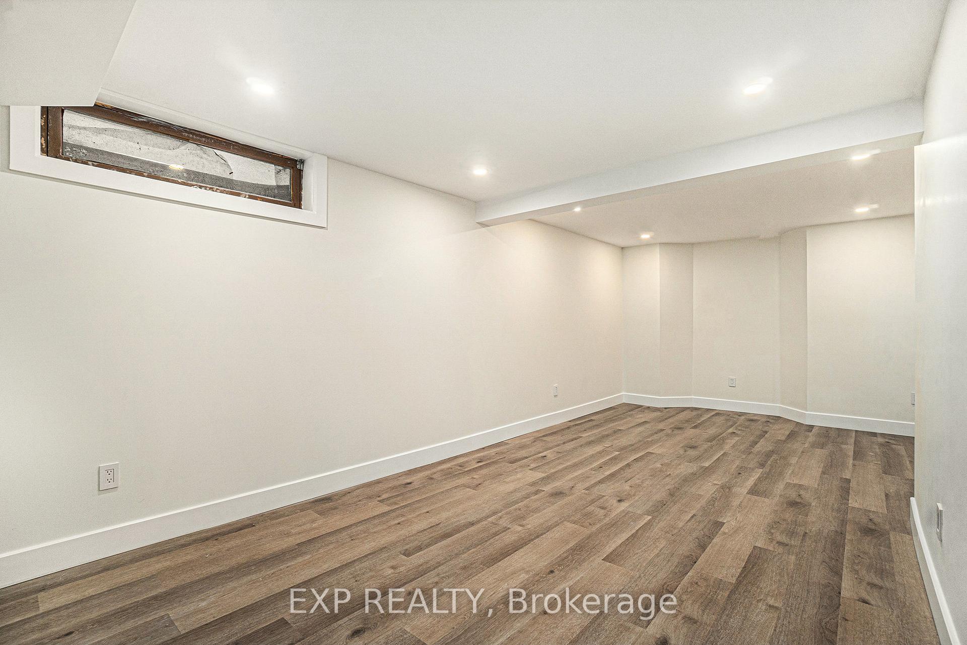 Photo 28 of 16 Weybridge Drive, Ottawa, Barrhaven - Cedargrove/Fraserdale — HOMEH