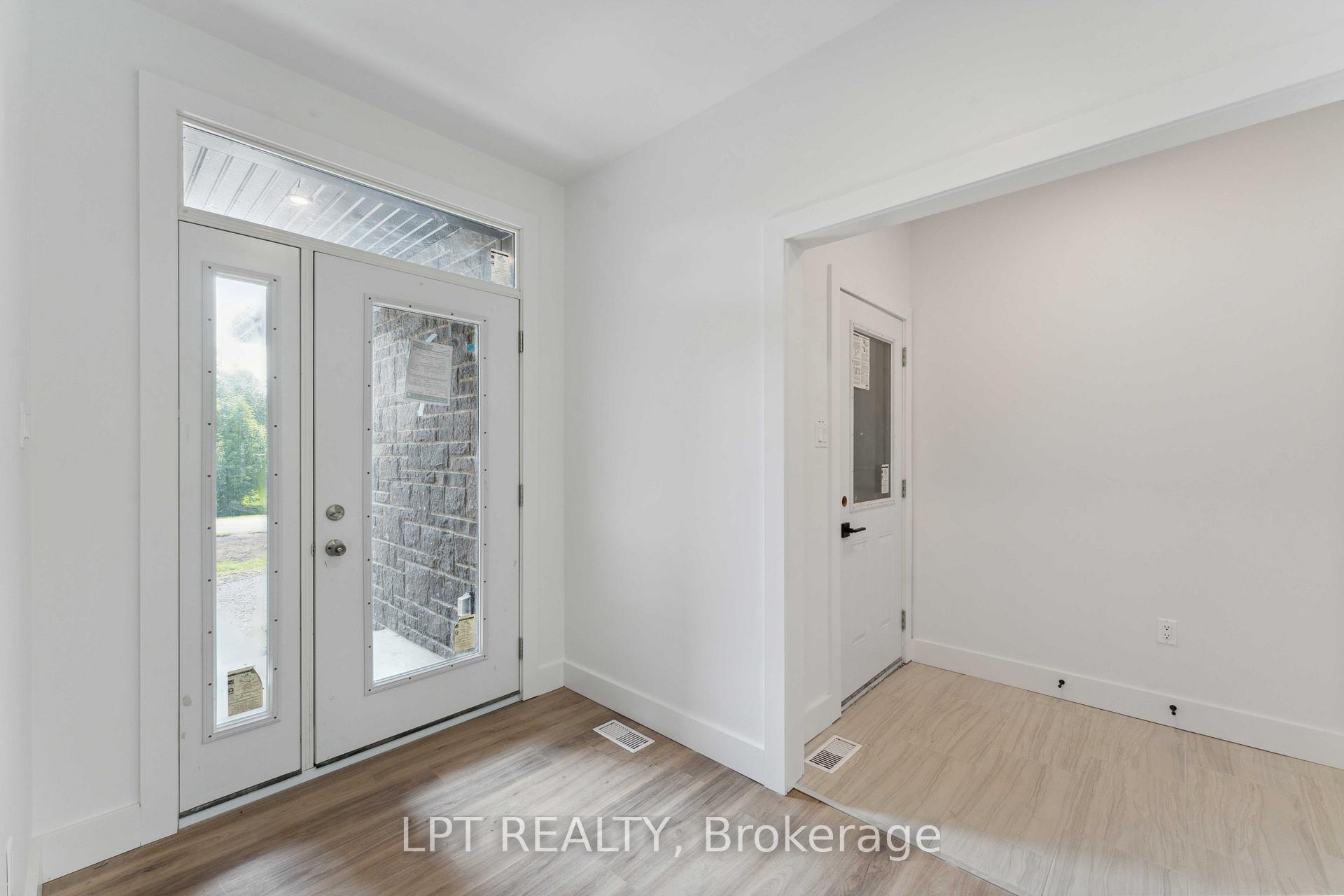 Photo 2 of 78 Colonel Murray Street S, Ottawa, Richmond — HOMEH