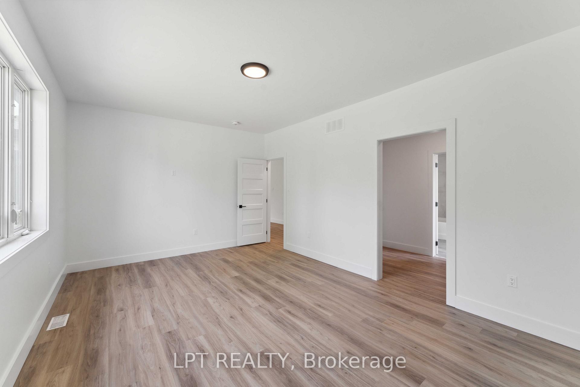 Photo 10 of 78 Colonel Murray Street S, Ottawa, Richmond — HOMEH