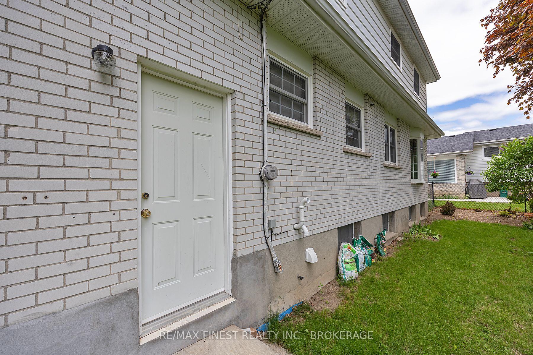 Photo 18 of 710 Fleet Street, Kingston, South of Taylor-Kidd Blvd — HOMEH