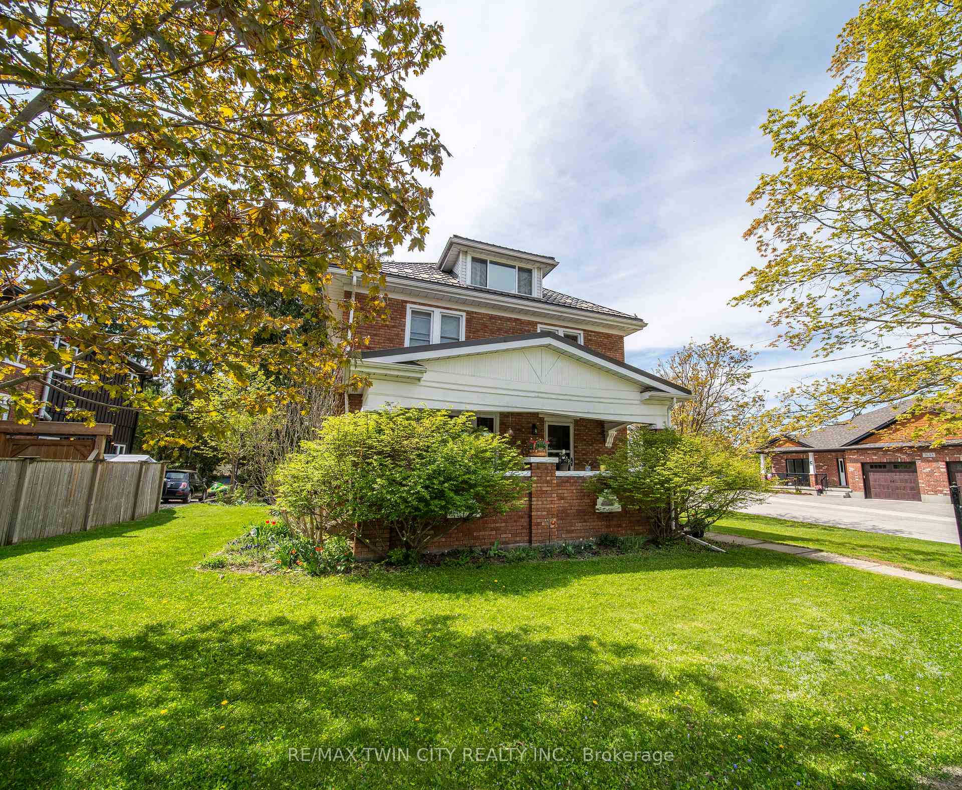 Photo 1 of 3640 Nafziger Road, Wellesley — HOMEH