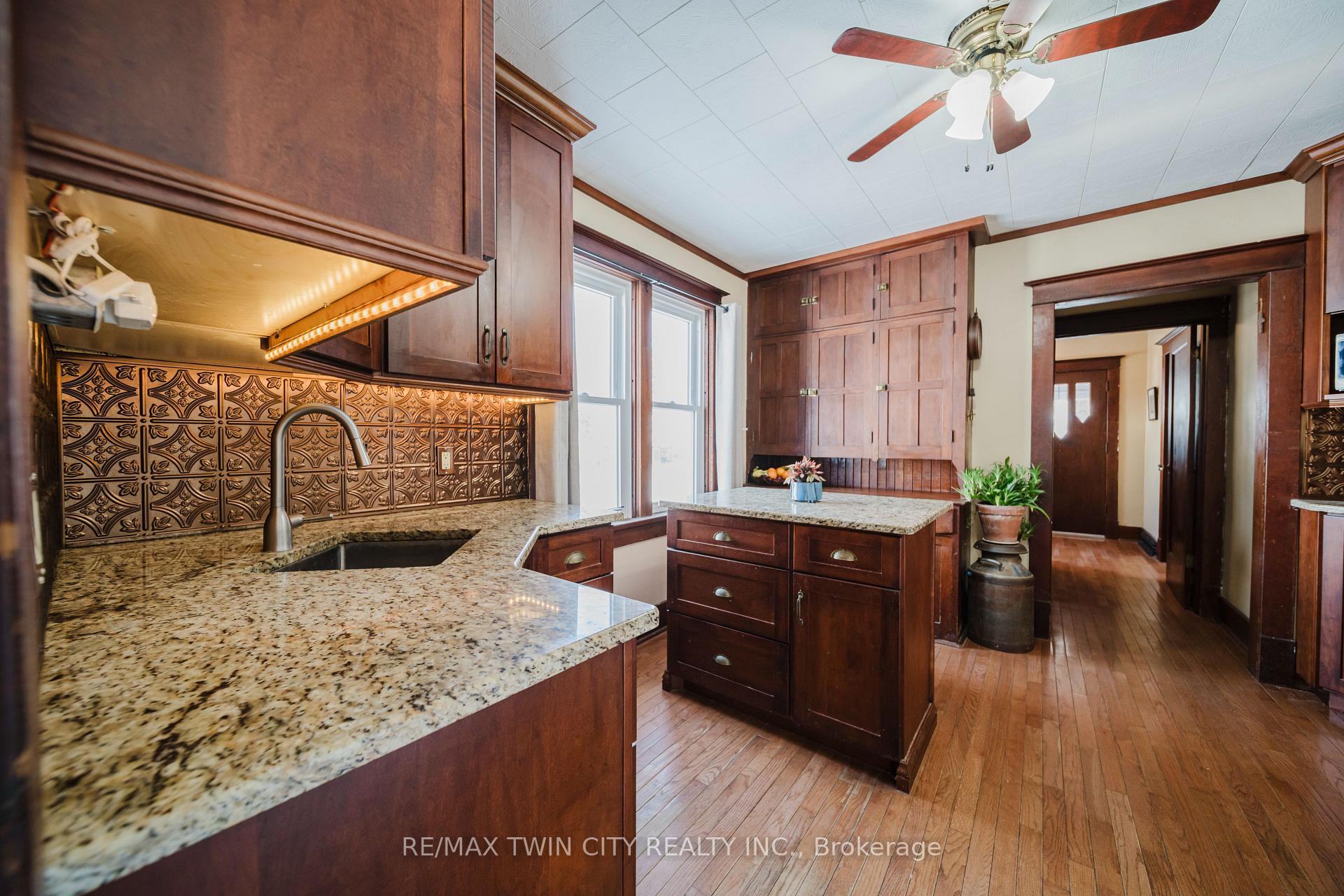 Photo 17 of 3640 Nafziger Road, Wellesley — HOMEH
