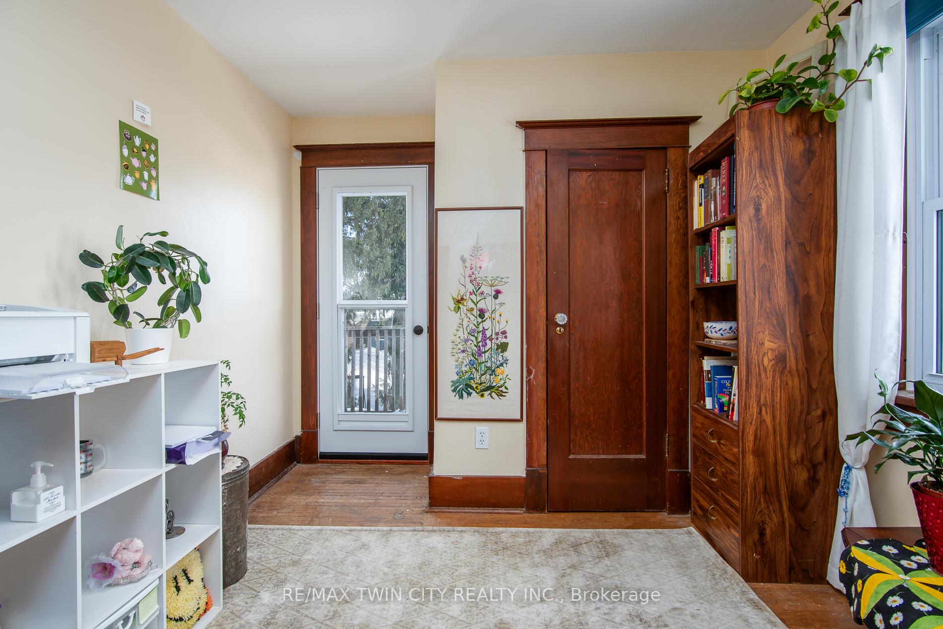Photo 18 of 3640 Nafziger Road, Wellesley — HOMEH