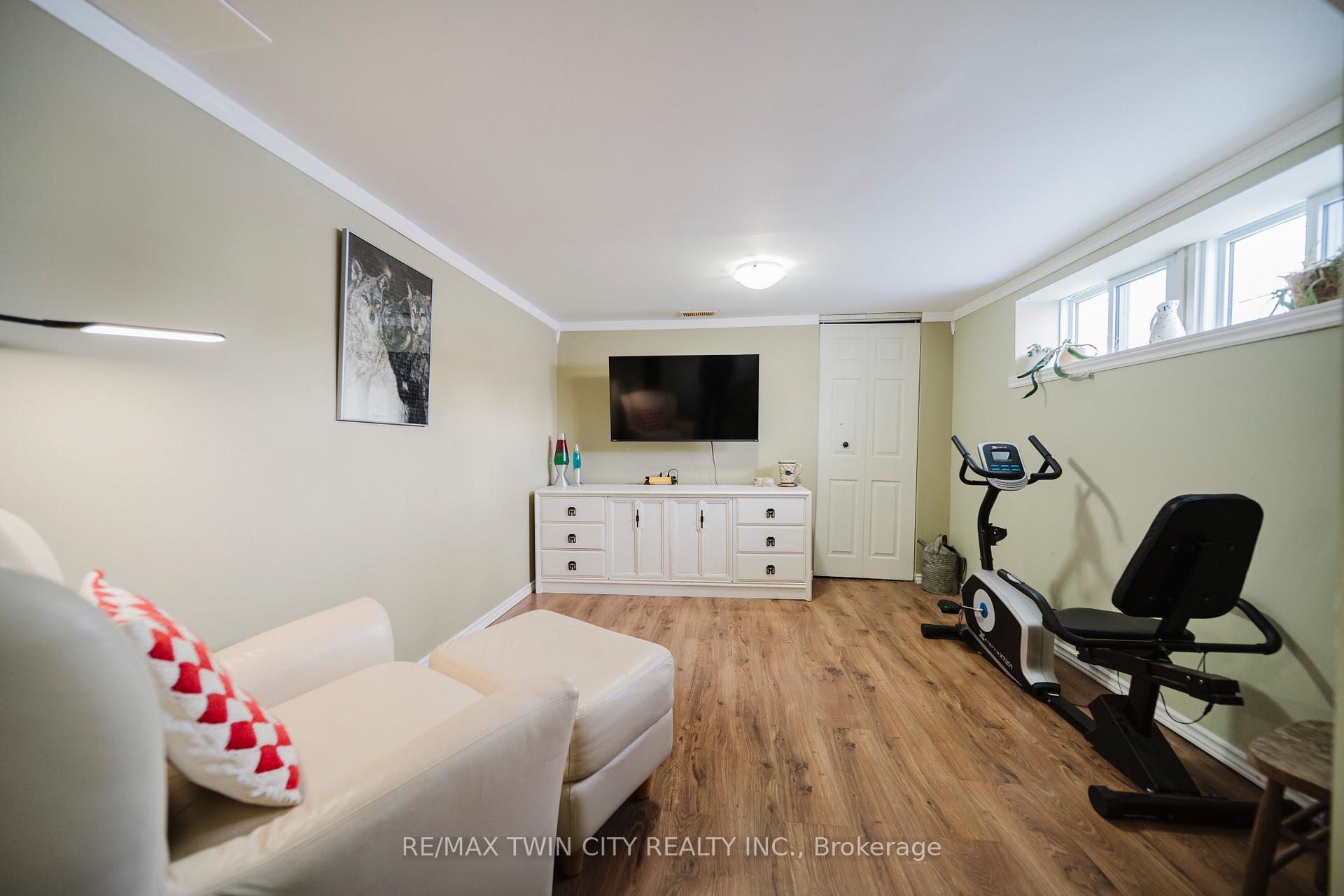 Photo 34 of 3640 Nafziger Road, Wellesley — HOMEH