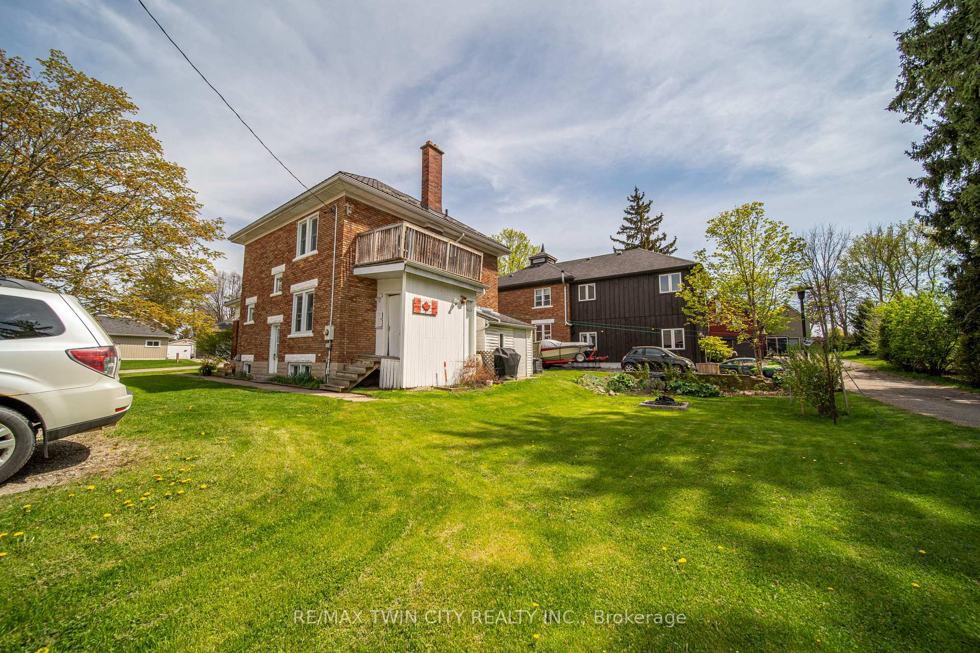 Photo 38 of 3640 Nafziger Road, Wellesley — HOMEH