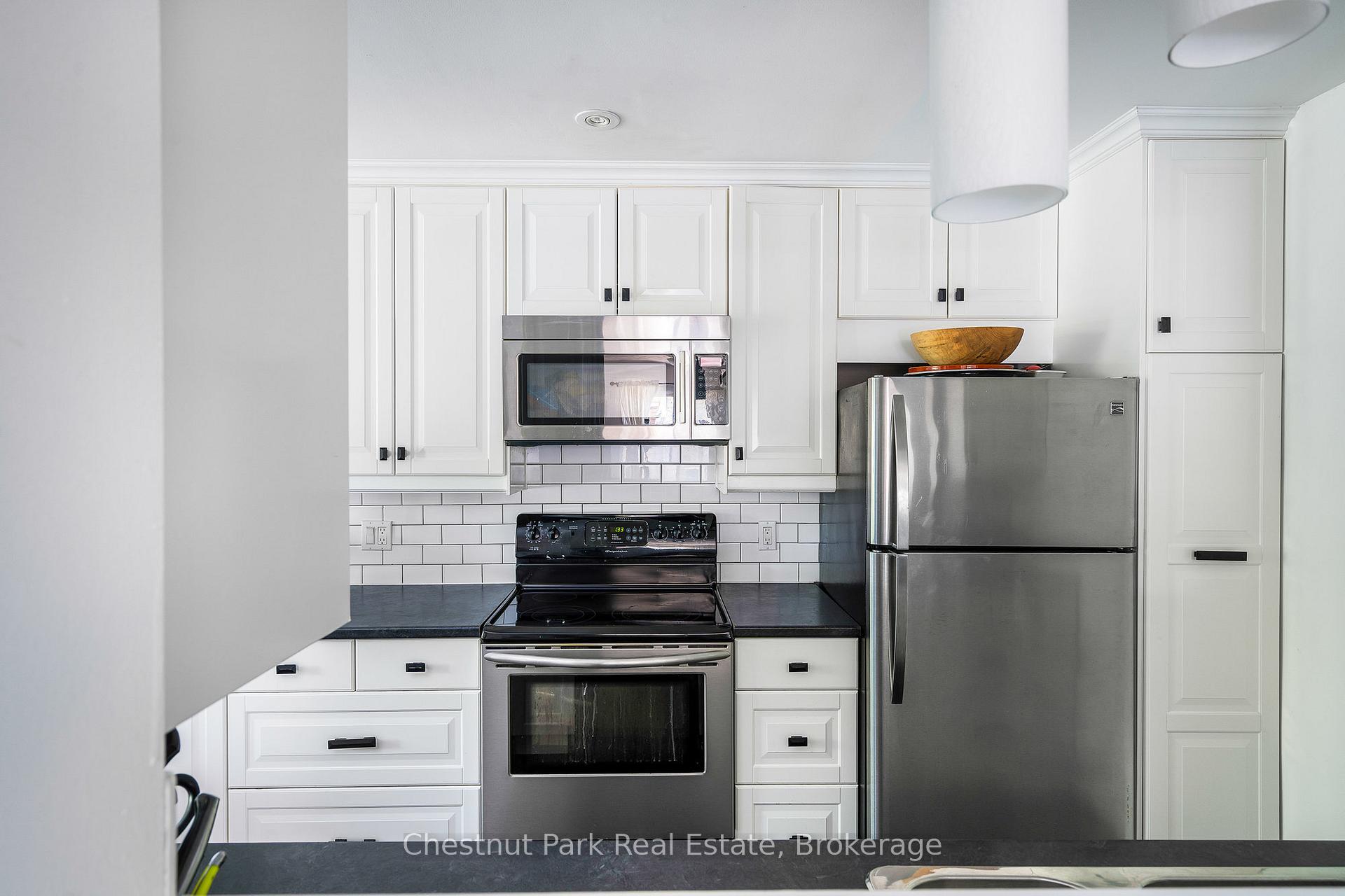 Photo 14 of 395 Peel Street, Collingwood — HOMEH