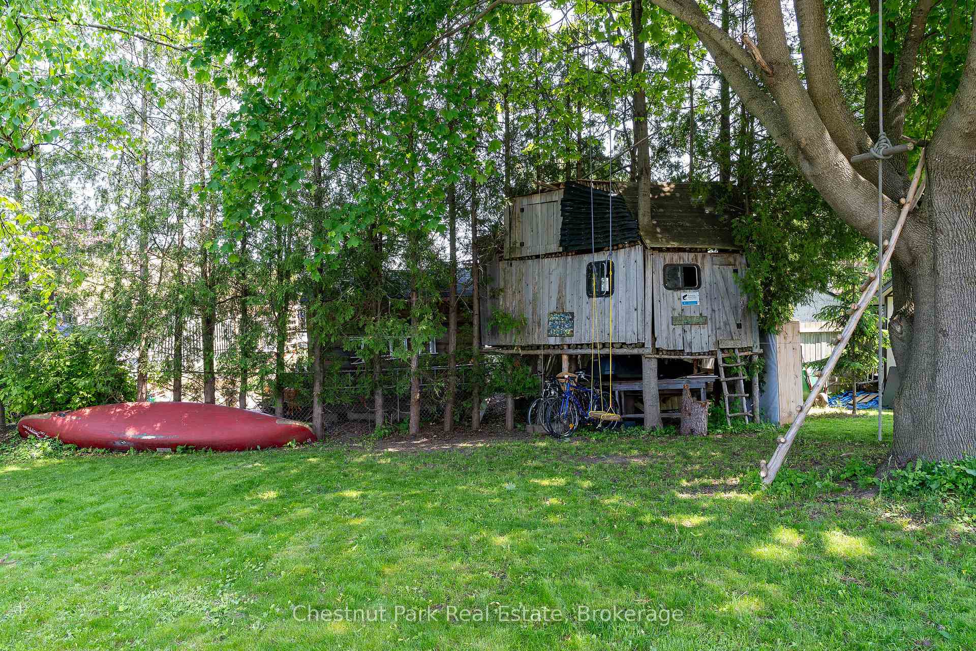 Photo 33 of 395 Peel Street, Collingwood — HOMEH