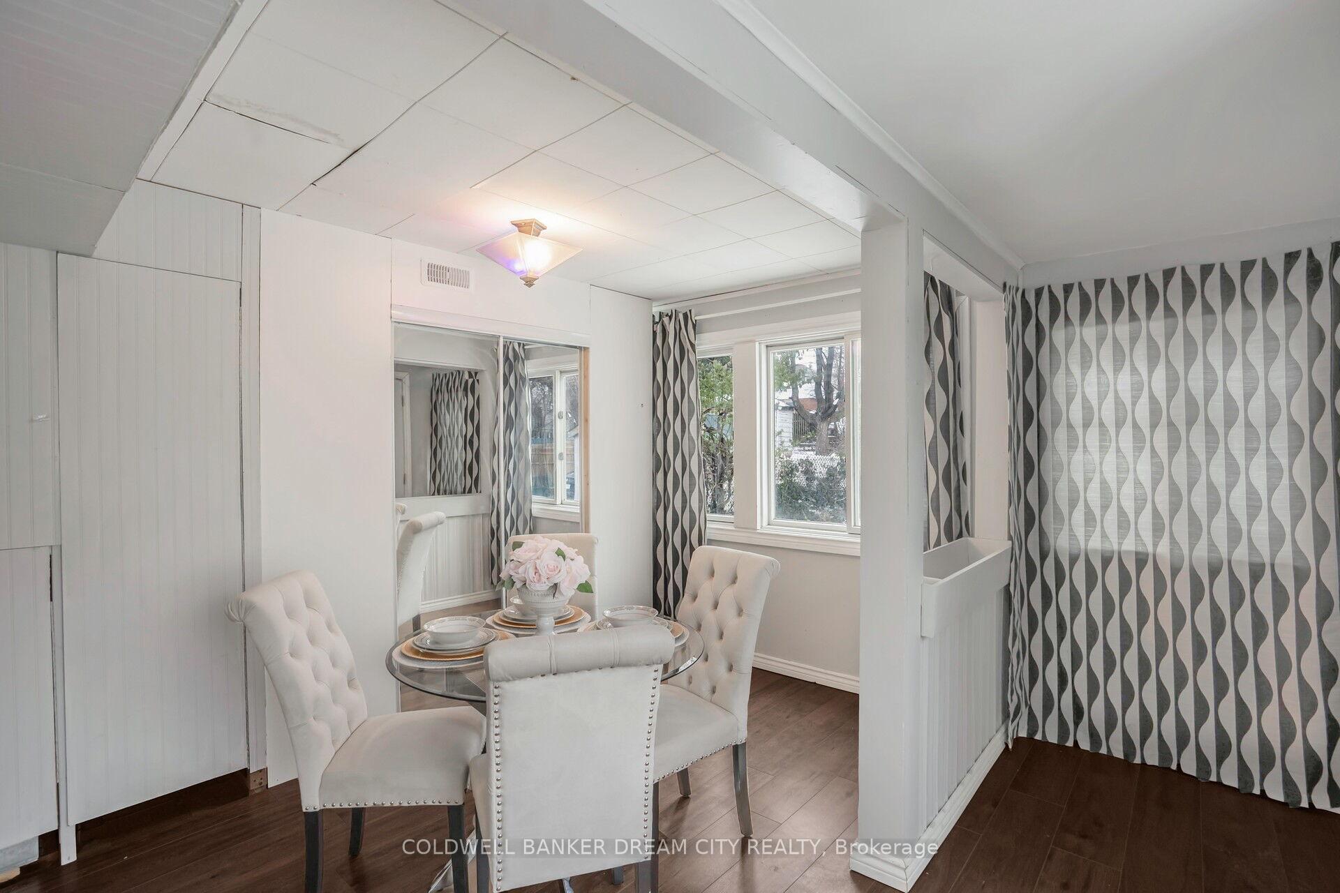 Photo 25 of 528 Upper Wentworth Street, Hamilton, Inch Park — HOMEH