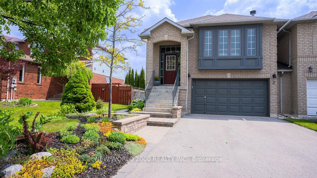 Photo 1 of 3 Rundle Crescent, Barrie, Holly — HOMEH