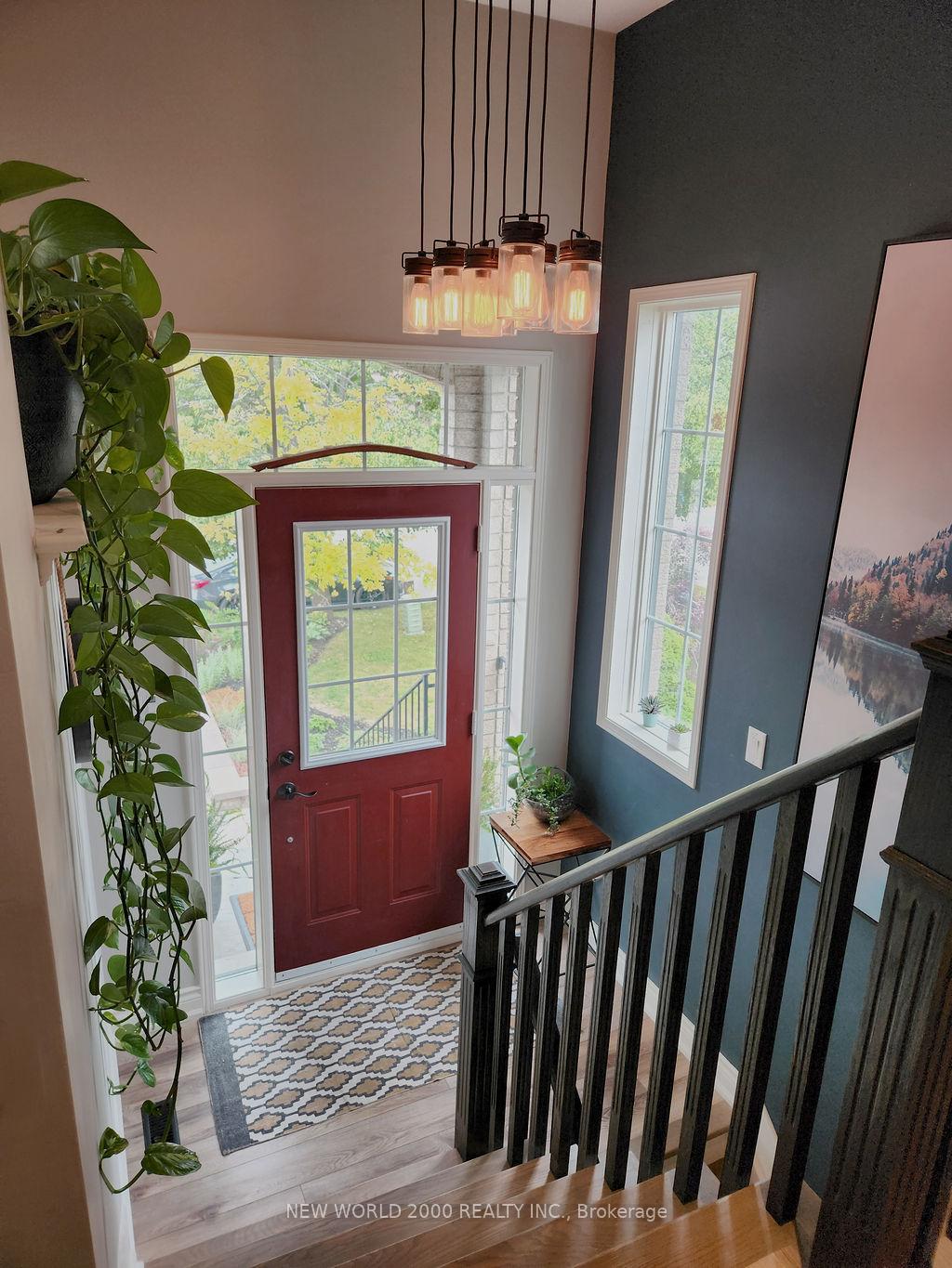 Photo 9 of 3 Rundle Crescent, Barrie, Holly — HOMEH