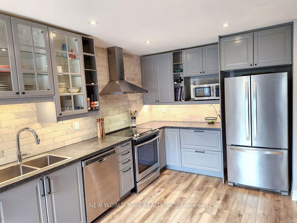 Photo 8 of 3 Rundle Crescent, Barrie, Holly — HOMEH