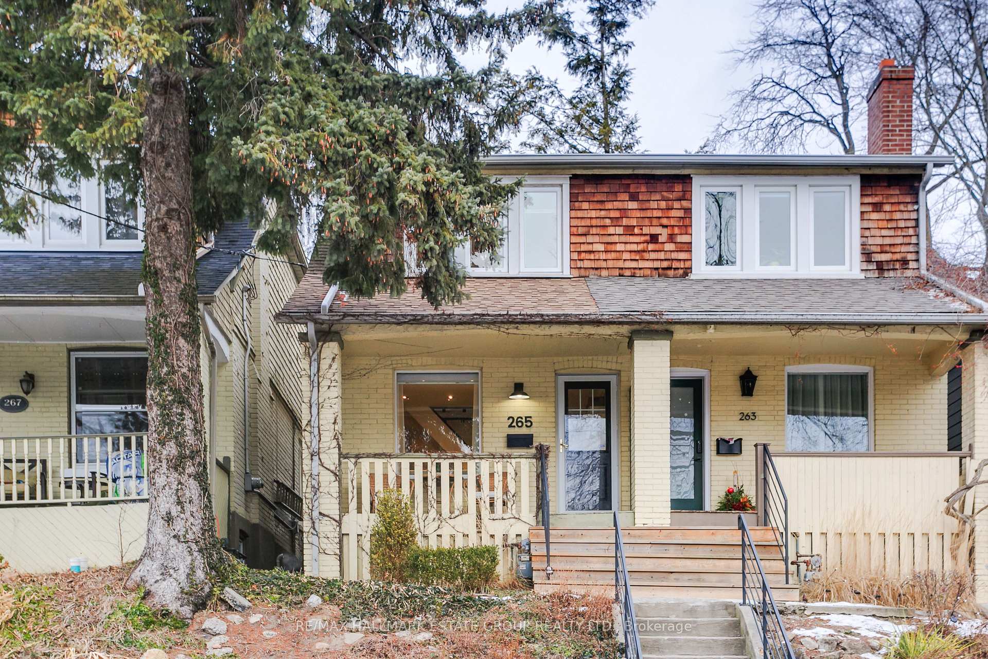 Front of 265 Kenilworth Avenue