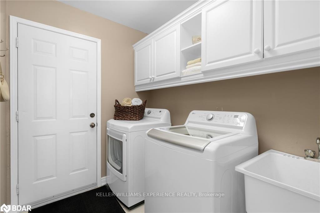 Photo 14 of 1112 Kell Street, Innisfil, Alcona — HOMEH