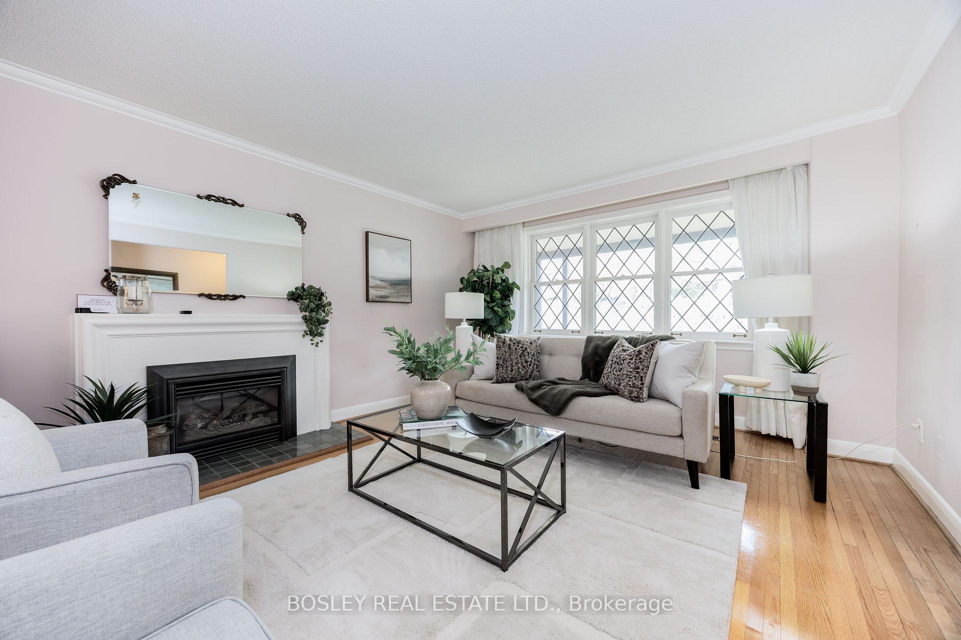 Photo 2 of 265 Chaplin Crescent, Toronto, Forest Hill South — HOMEH