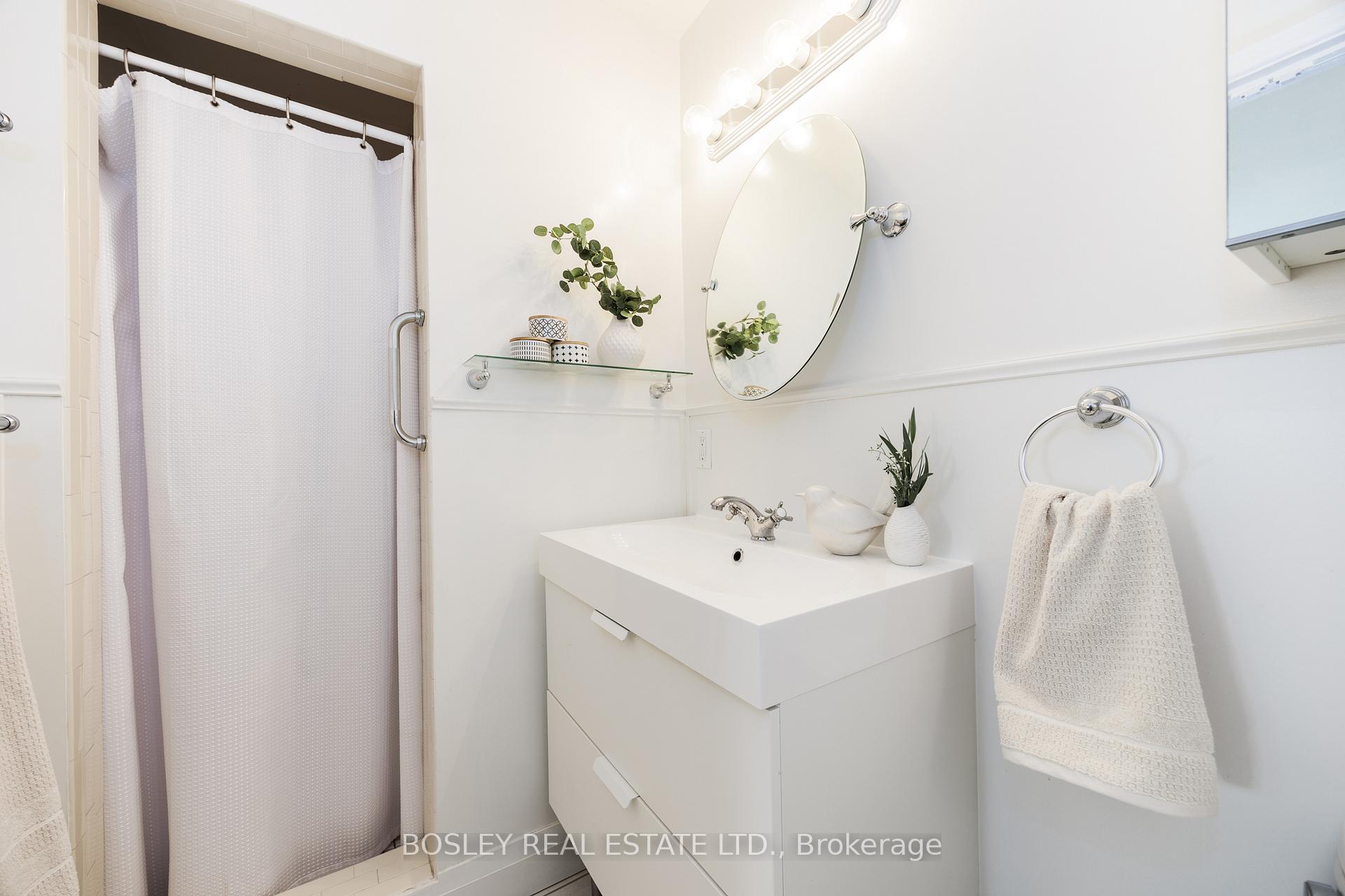 Photo 23 of 265 Chaplin Crescent, Toronto, Forest Hill South — HOMEH