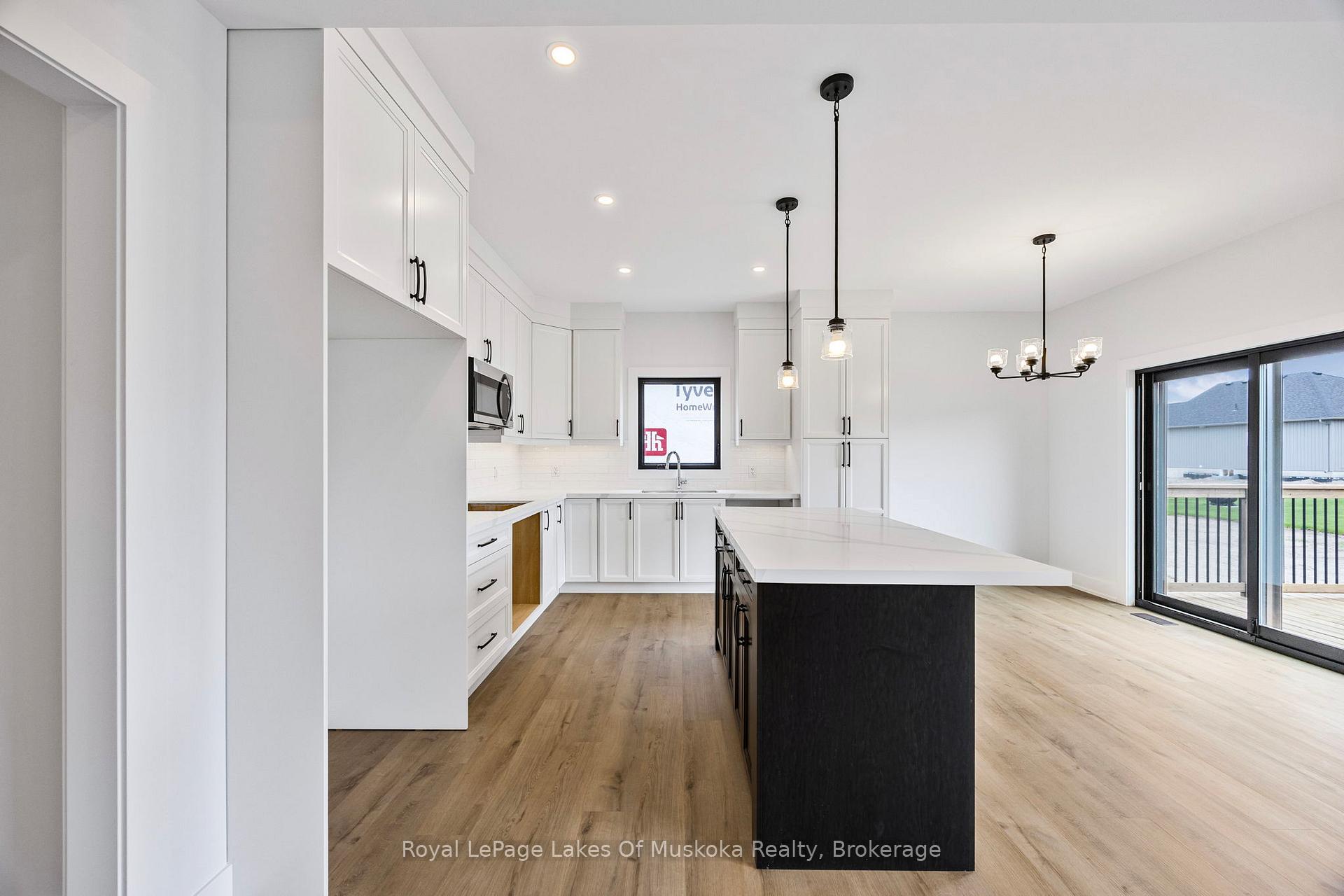 Photo 7 of 128 Brandon Avenue, Severn, Coldwater — HOMEH
