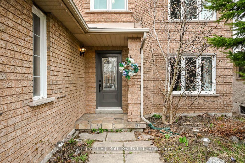 Photo 11 of 342 Cundles Road W, Barrie, 400 West — HOMEH