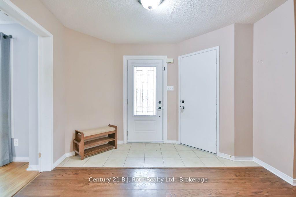Photo 7 of 342 Cundles Road W, Barrie, 400 West — HOMEH