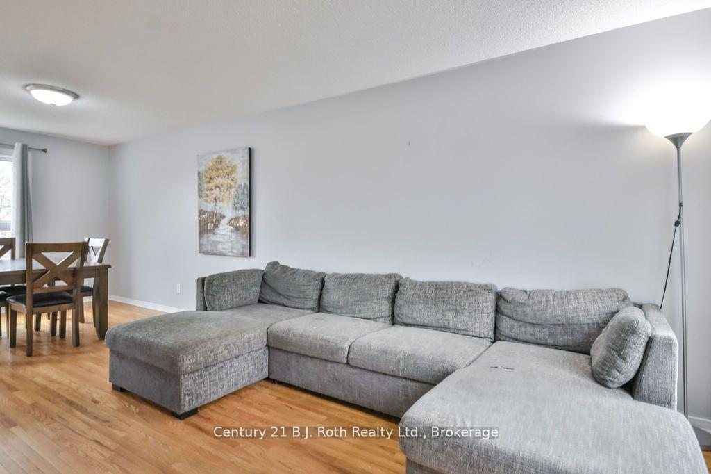 Photo 6 of 342 Cundles Road W, Barrie, 400 West — HOMEH