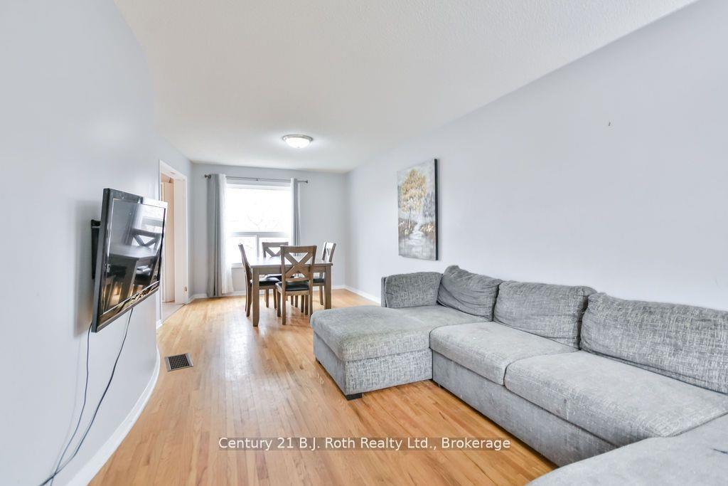 Photo 3 of 342 Cundles Road W, Barrie, 400 West — HOMEH
