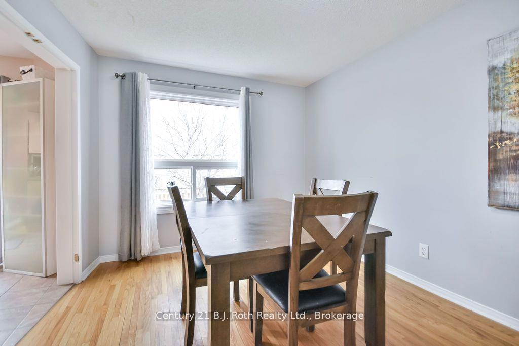 Photo 4 of 342 Cundles Road W, Barrie, 400 West — HOMEH