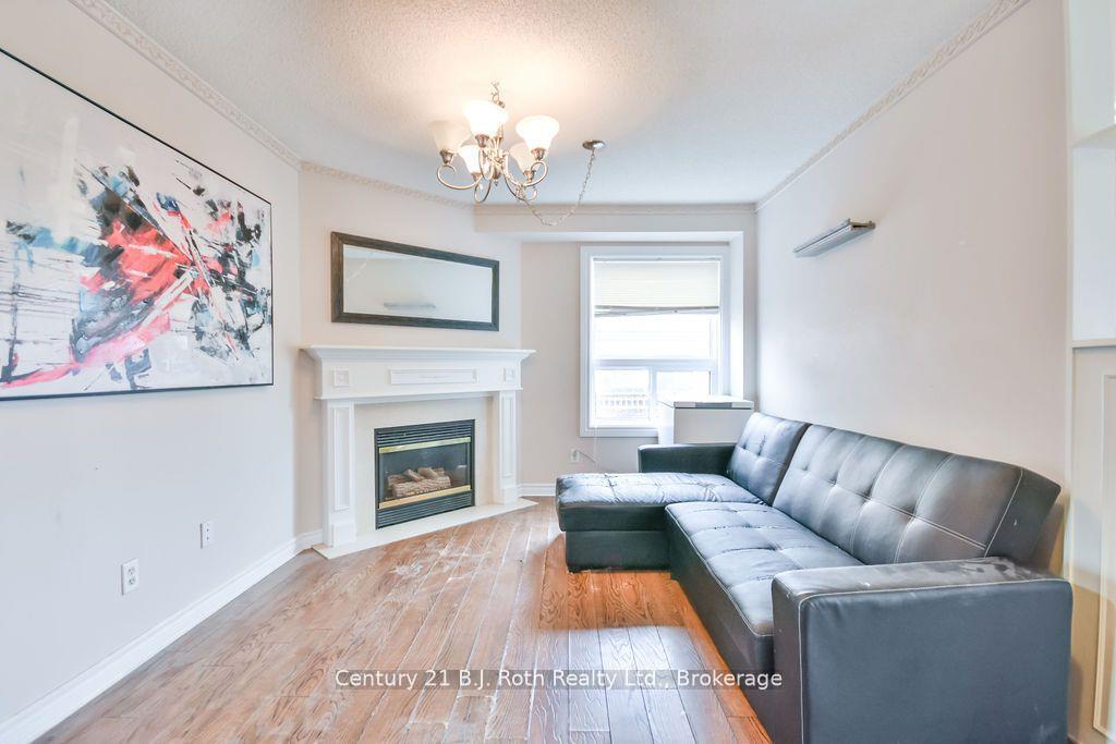 Photo 19 of 342 Cundles Road W, Barrie, 400 West — HOMEH