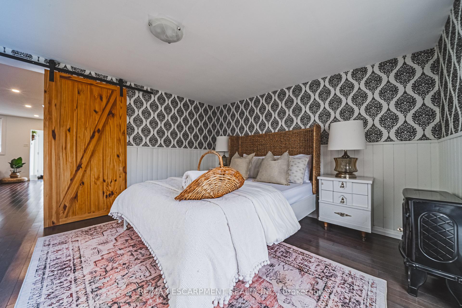 Photo 8 of 189 Crockett Street, Hamilton, Eastmount — HOMEH