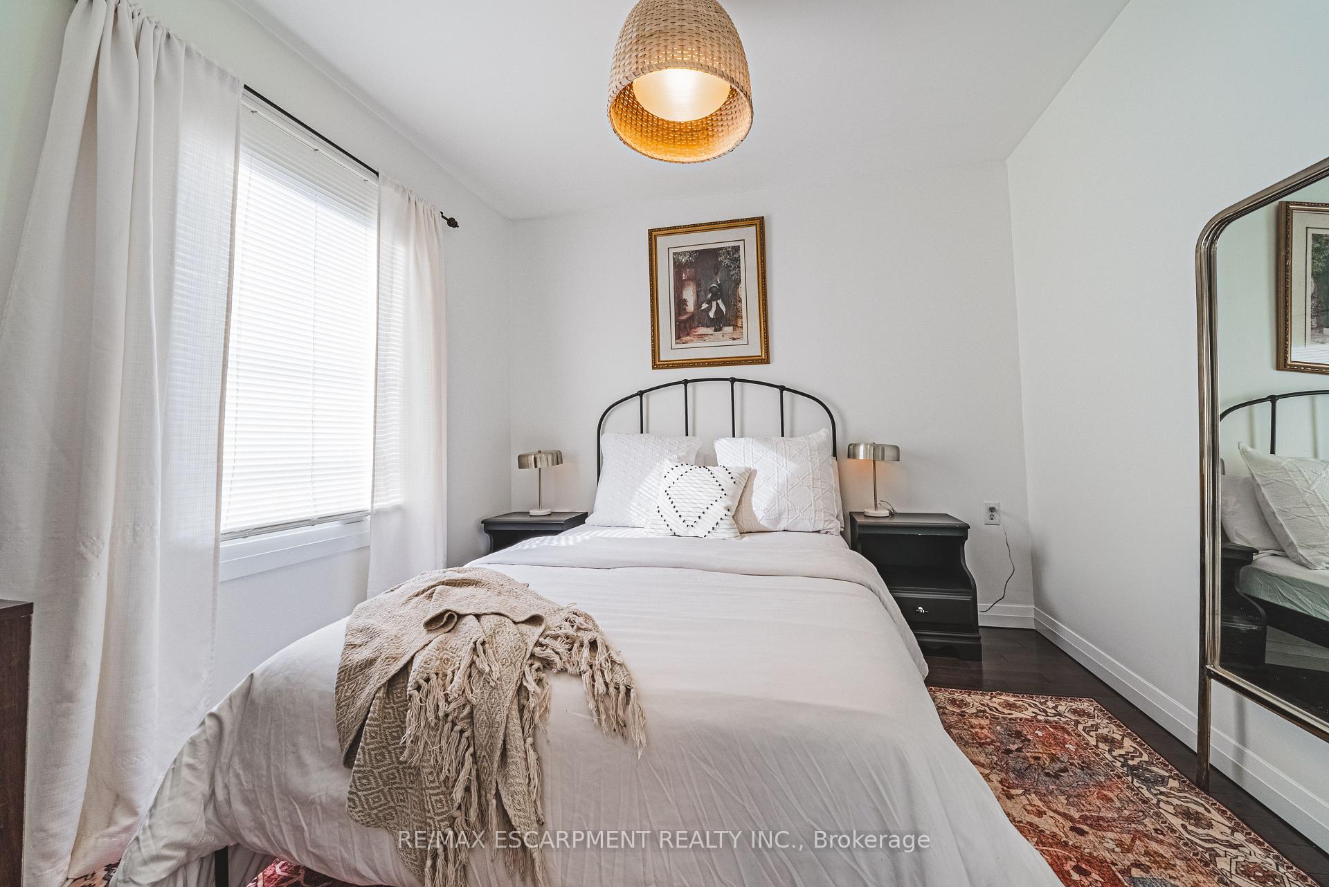 Photo 10 of 189 Crockett Street, Hamilton, Eastmount — HOMEH