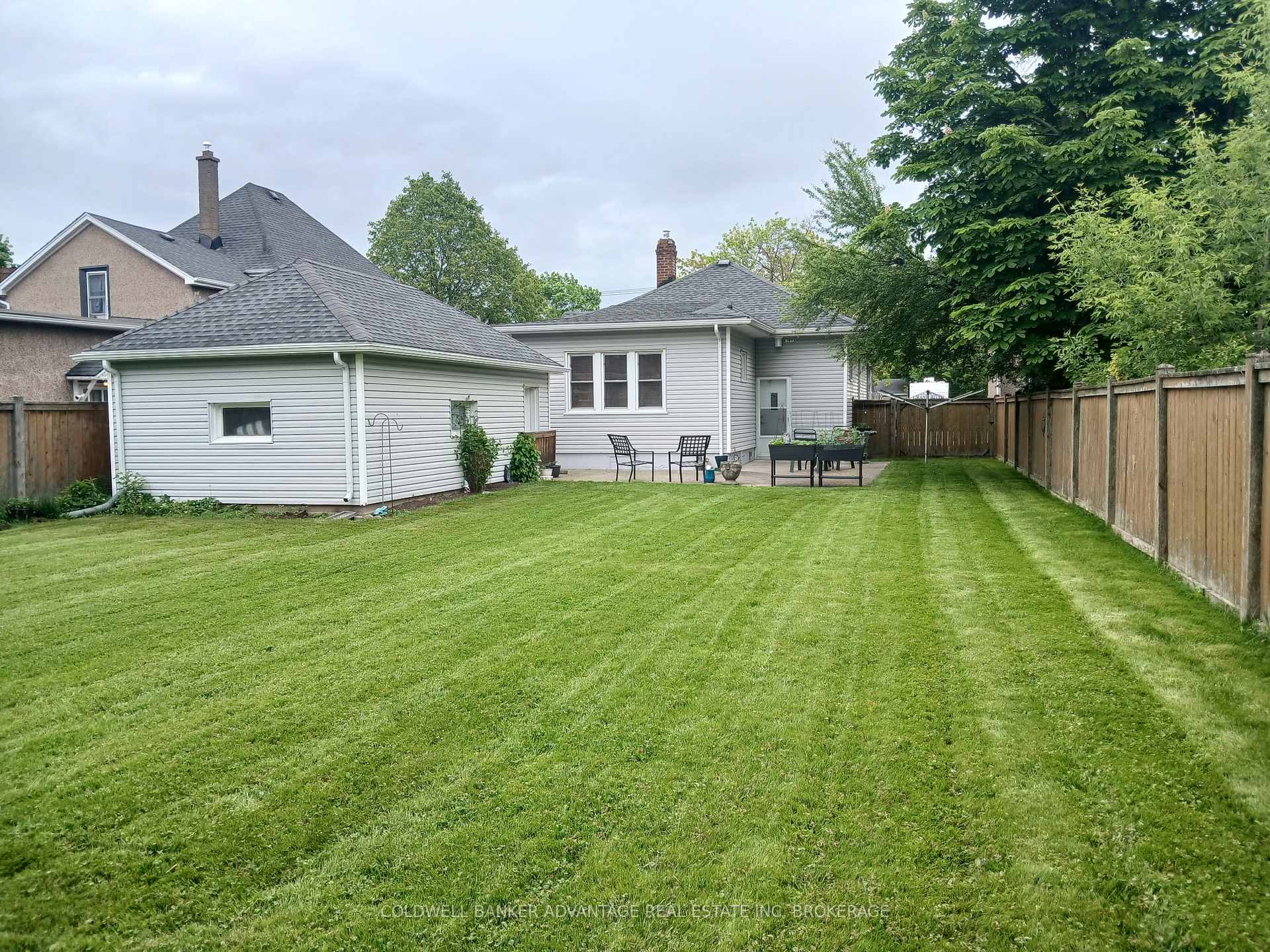 Photo 28 of 93 Garner Avenue E, Welland, Welland Downtown — HOMEH