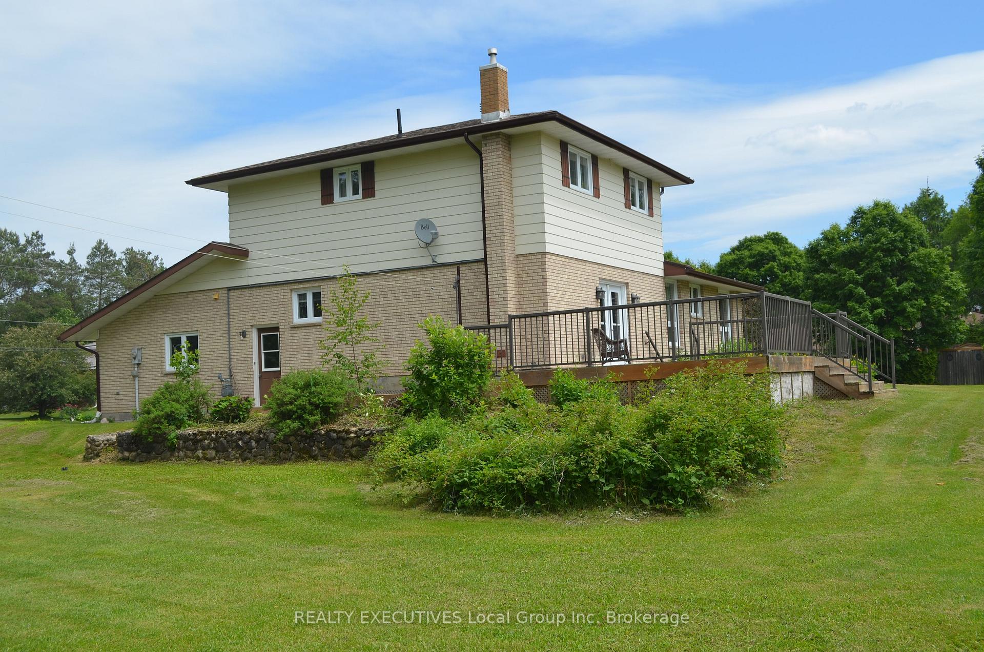 Photo 18 of 503 Morrison Street W, Powassan, Trout Creek — HOMEH