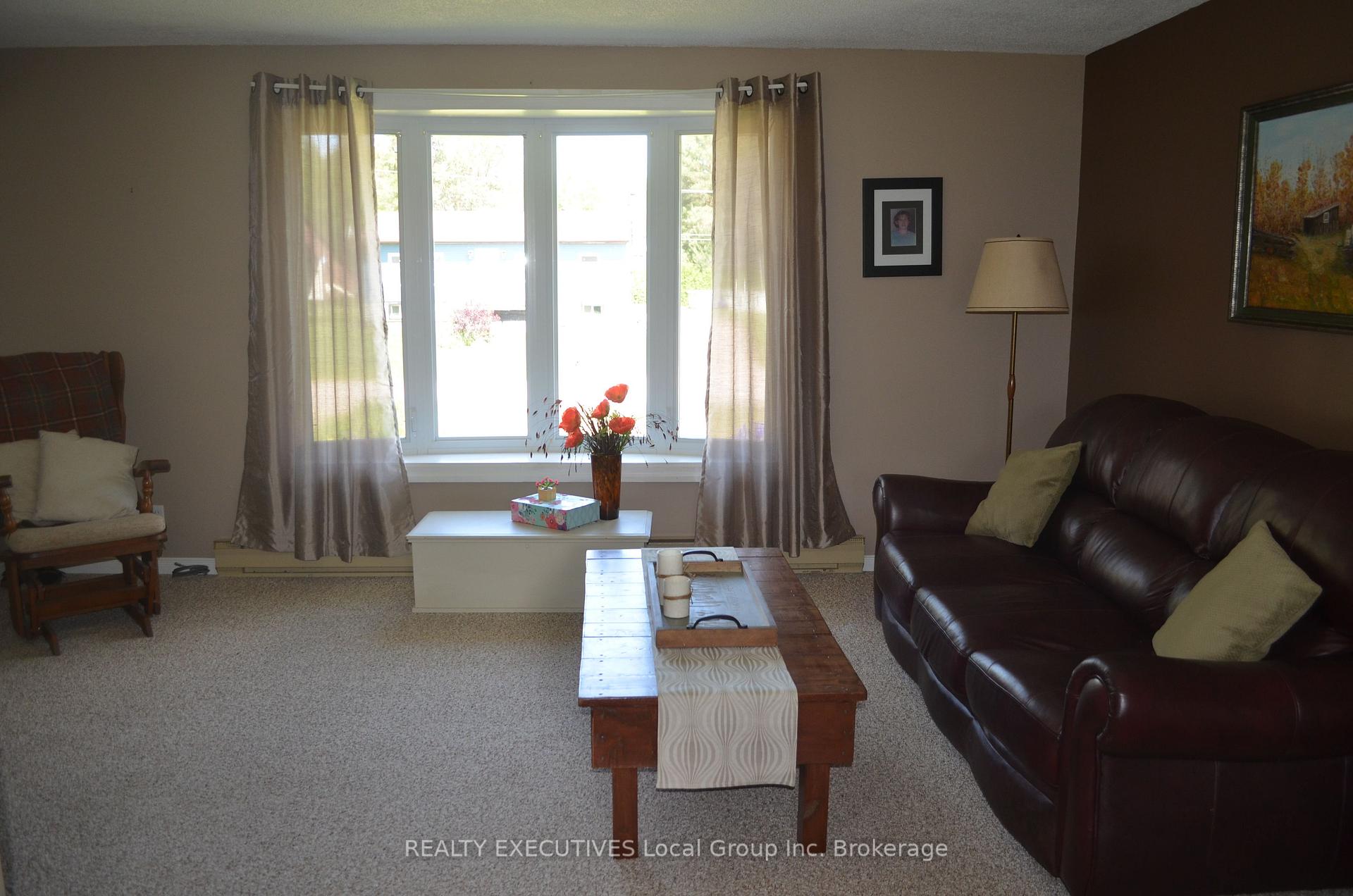 Photo 19 of 503 Morrison Street W, Powassan, Trout Creek — HOMEH