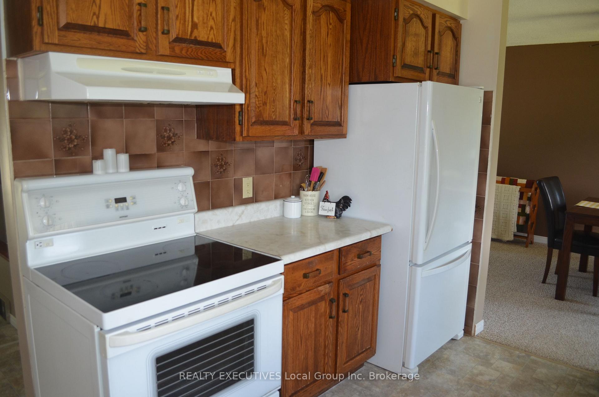 Photo 35 of 503 Morrison Street W, Powassan, Trout Creek — HOMEH