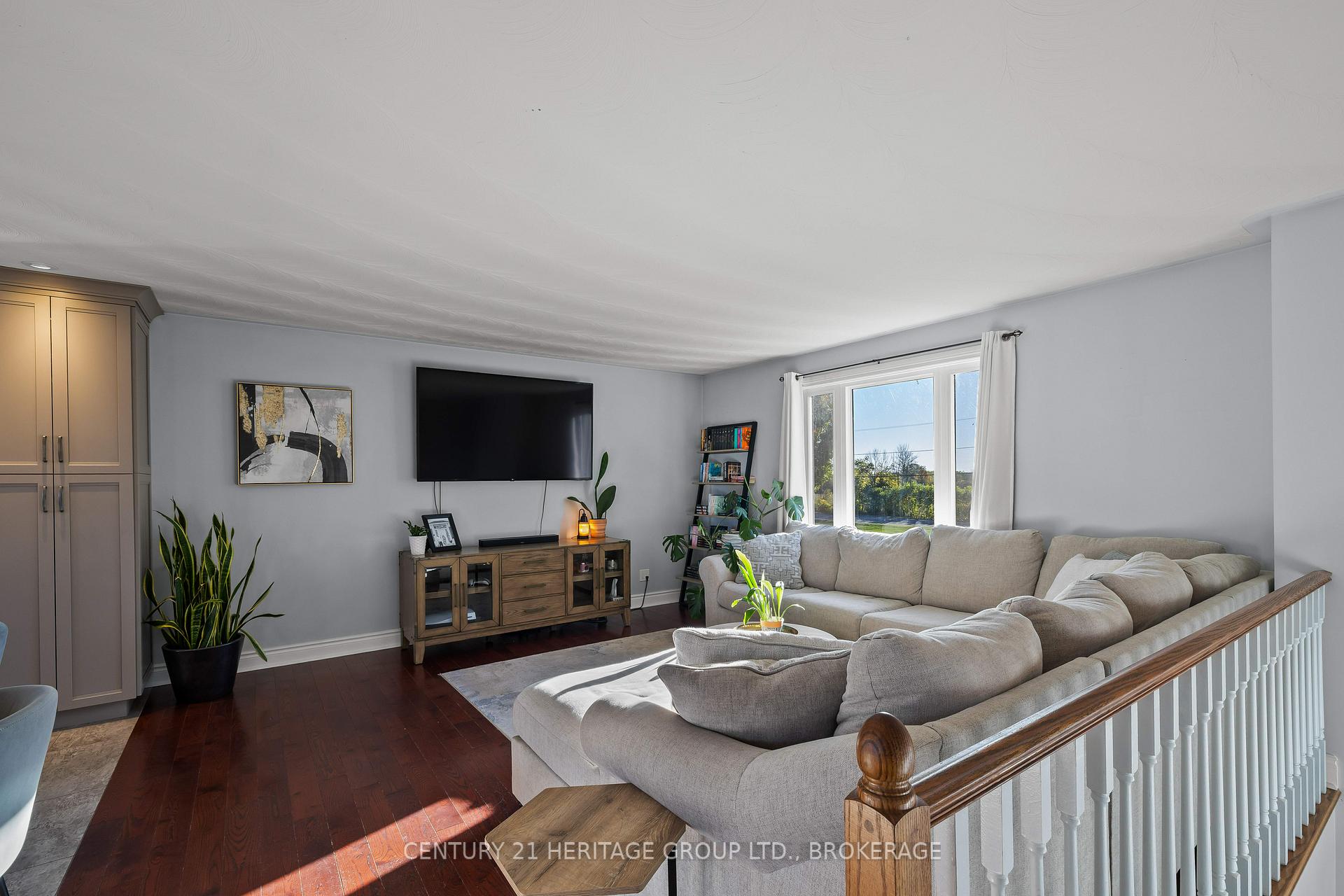 Photo 5 of 4376 Wilmer Road, Frontenac, Frontenac South — HOMEH