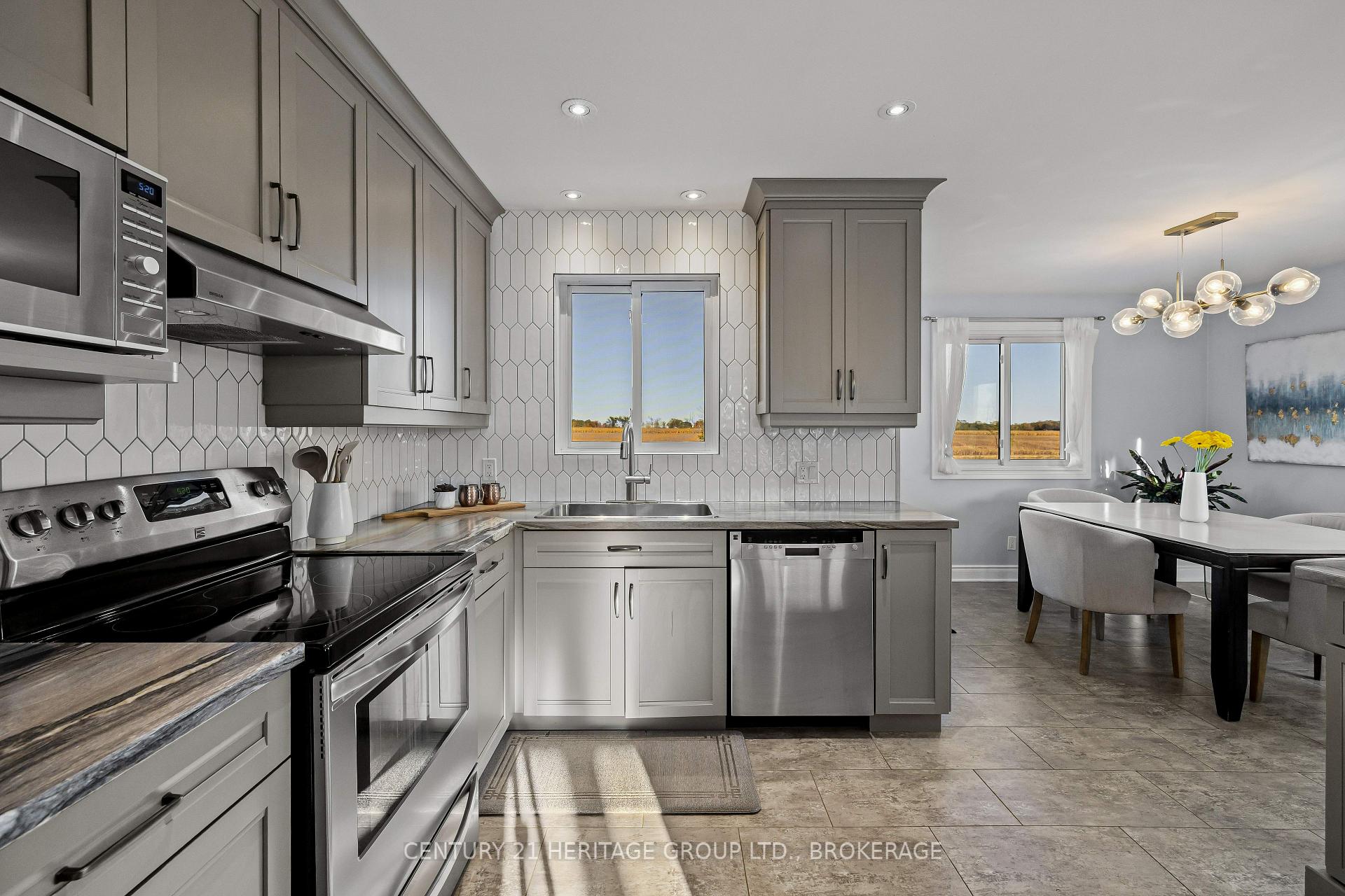 Photo 12 of 4376 Wilmer Road, Frontenac, Frontenac South — HOMEH