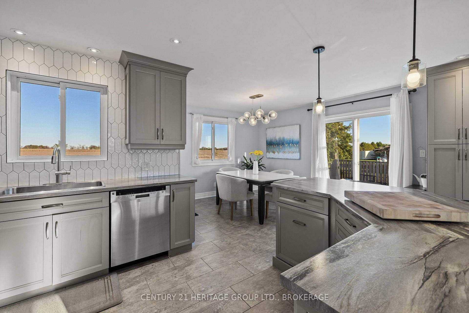 Photo 13 of 4376 Wilmer Road, Frontenac, Frontenac South — HOMEH