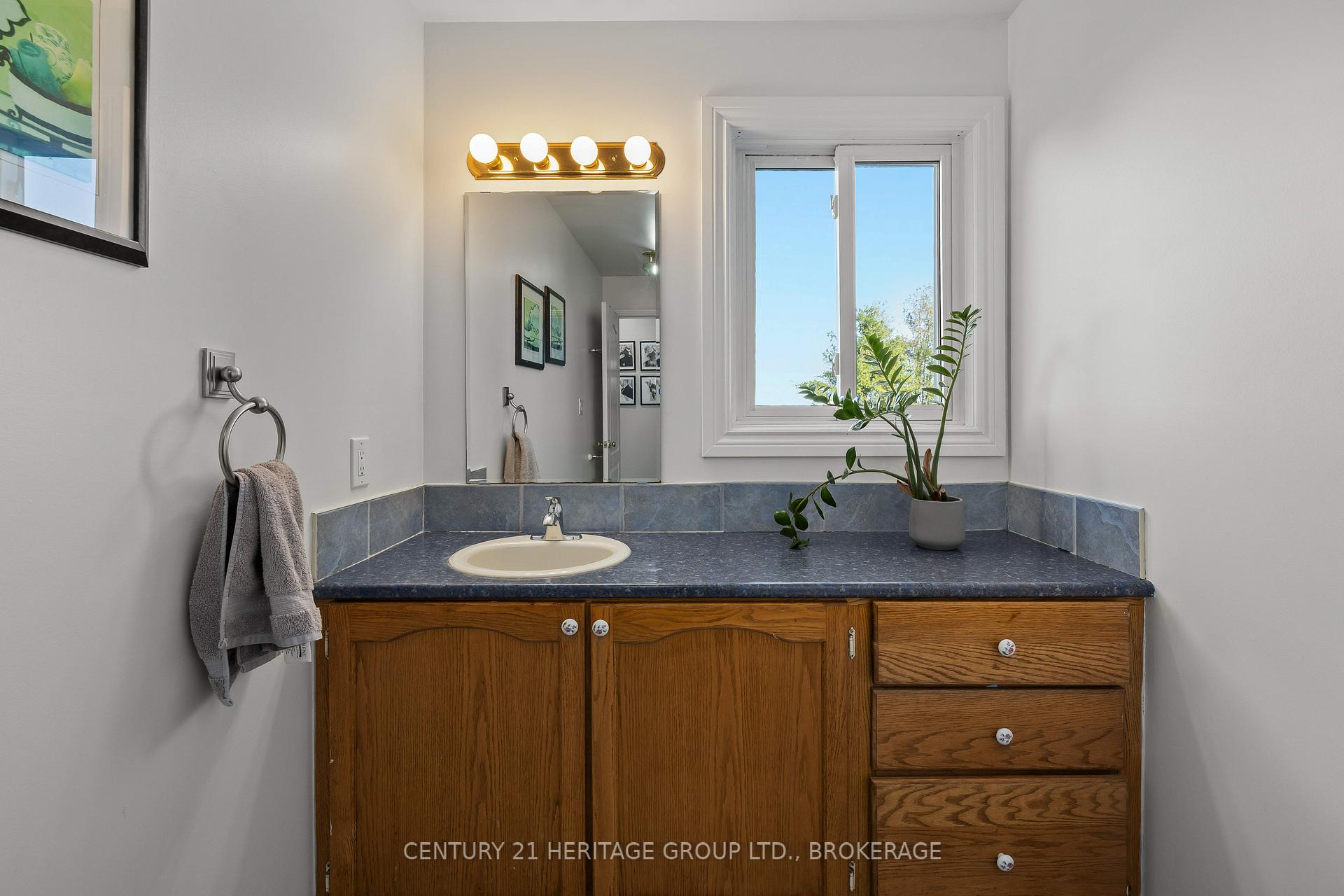 Photo 27 of 4376 Wilmer Road, Frontenac, Frontenac South — HOMEH