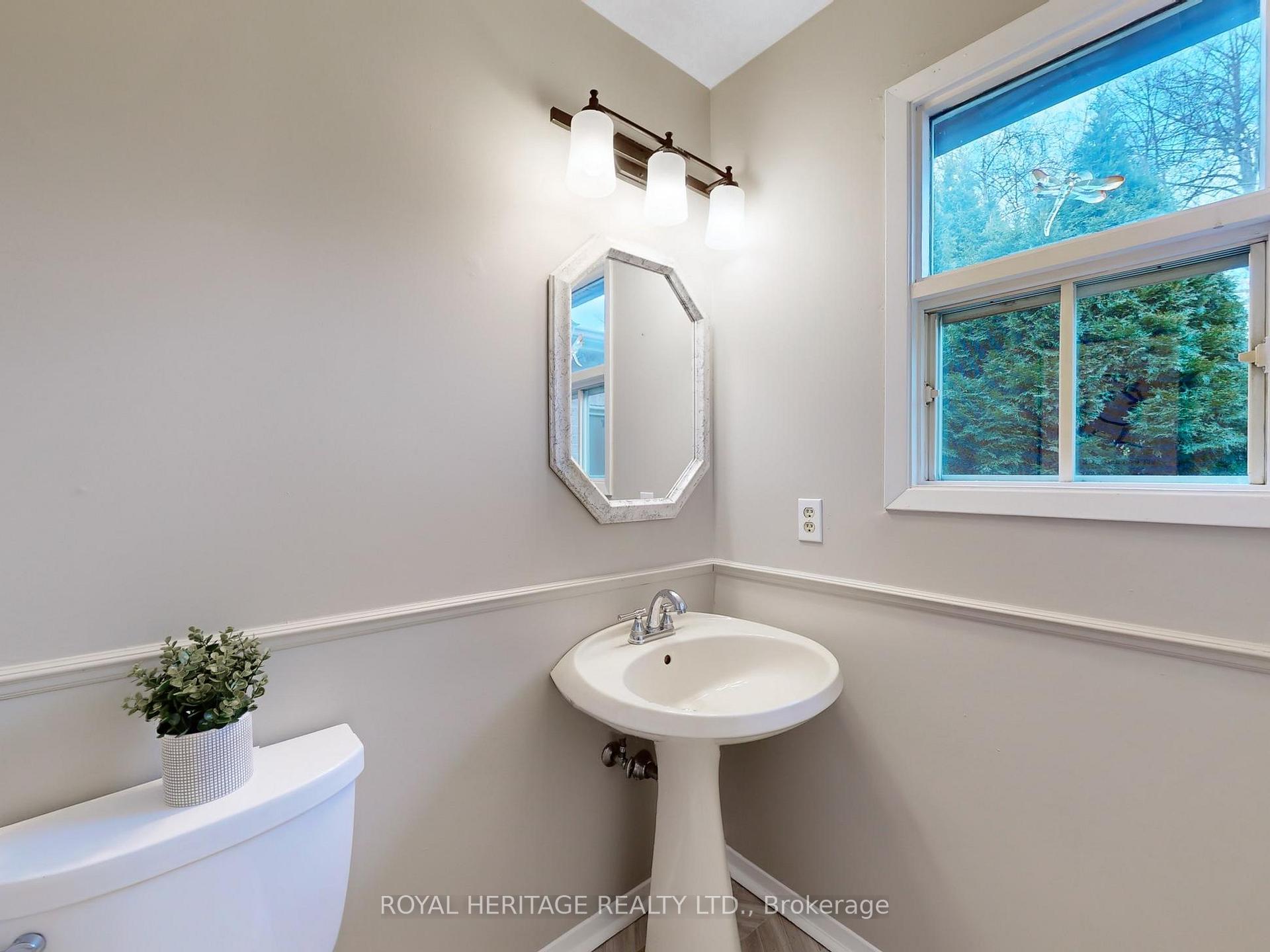 Photo 6 of 36 Frazer Road S, Ajax, South West — HOMEH