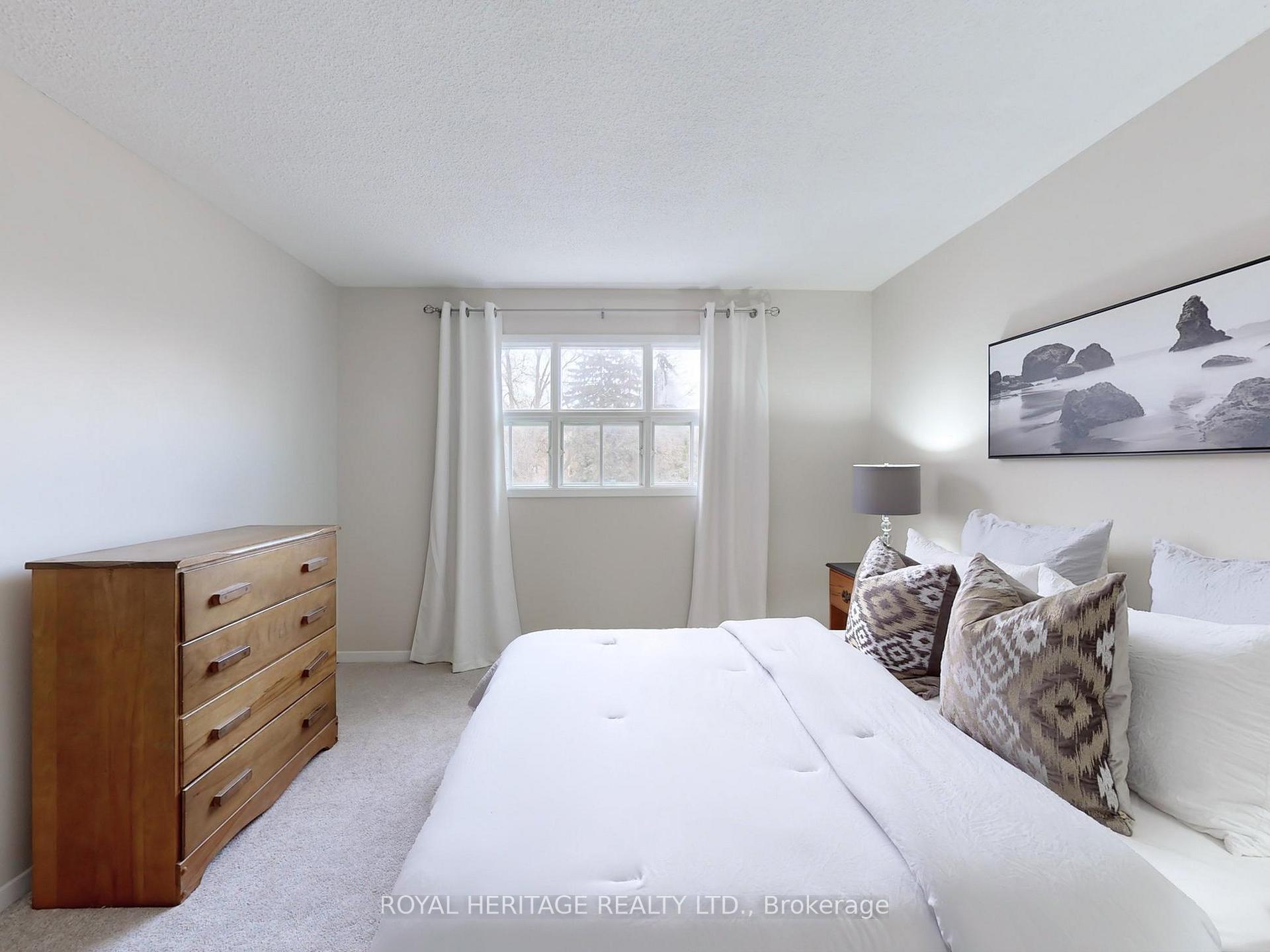 Photo 20 of 36 Frazer Road S, Ajax, South West — HOMEH
