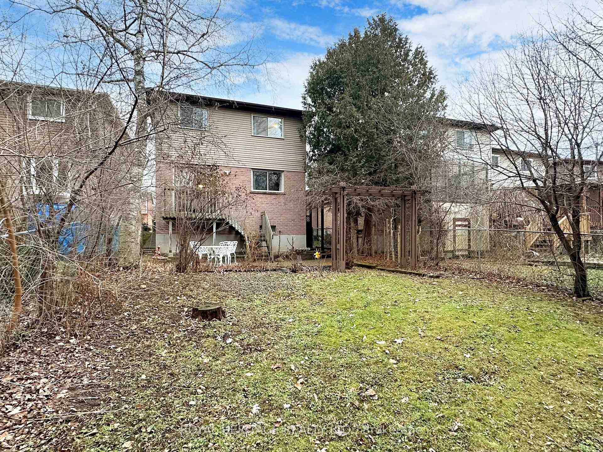 Photo 34 of 36 Frazer Road S, Ajax, South West — HOMEH